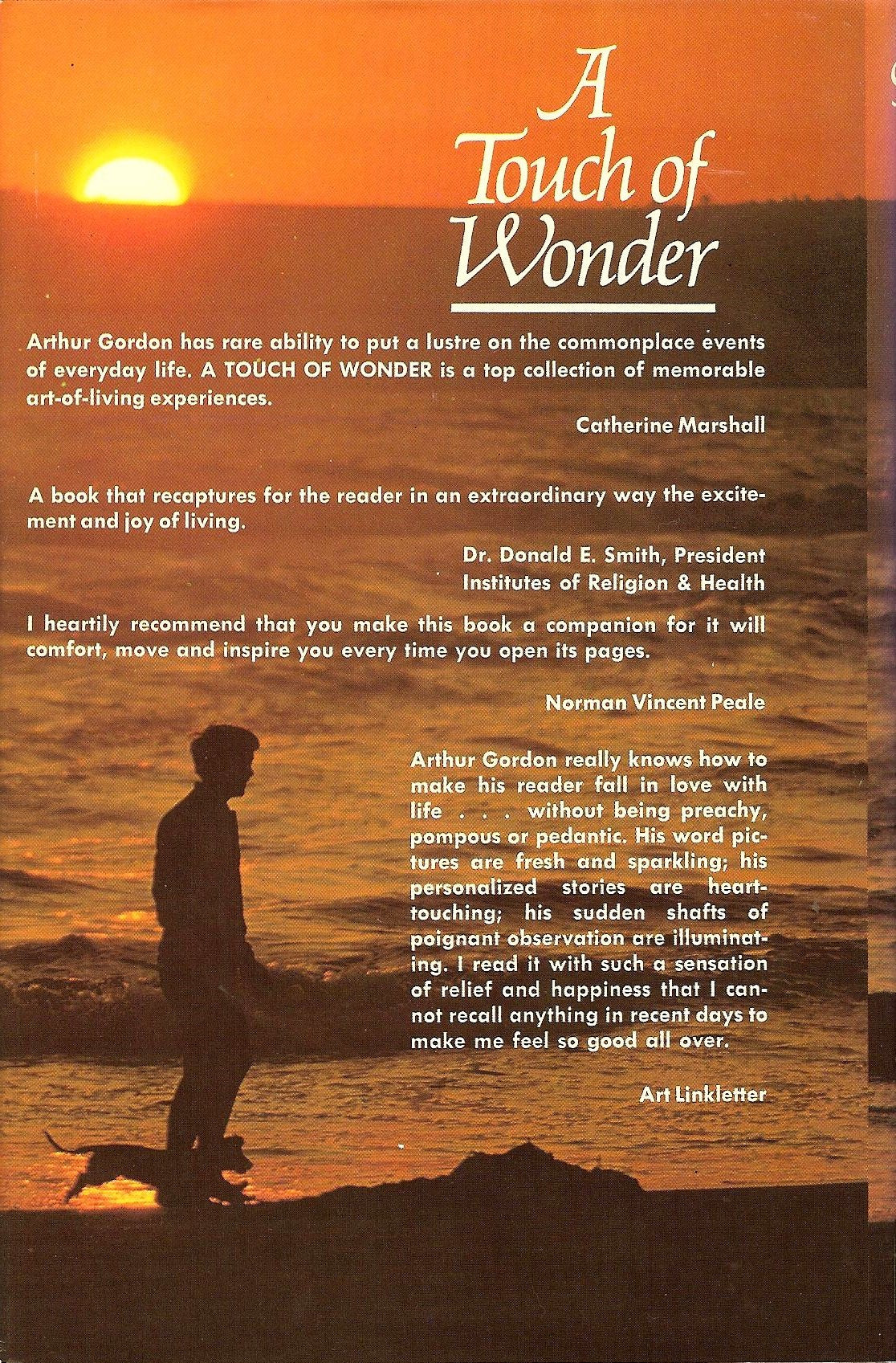 A Touch Of Wonder: A Book To Help People Stay In Love With Life,New