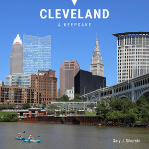 Cleveland: A Keepsake (A Keepsake: SouvenirSize Travel Photography Books, 20)