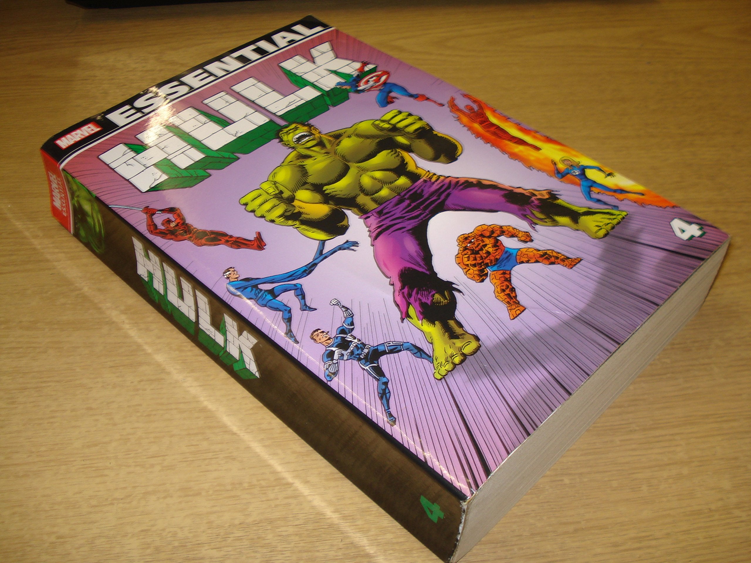 Essential Hulk 4,Used