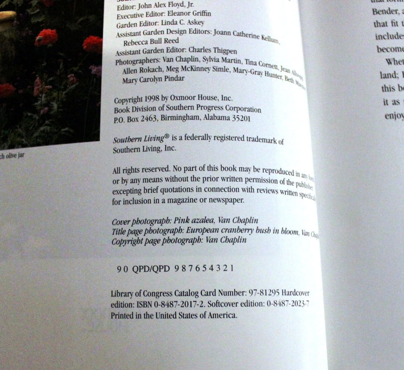 The Southern Living Garden Book,Used