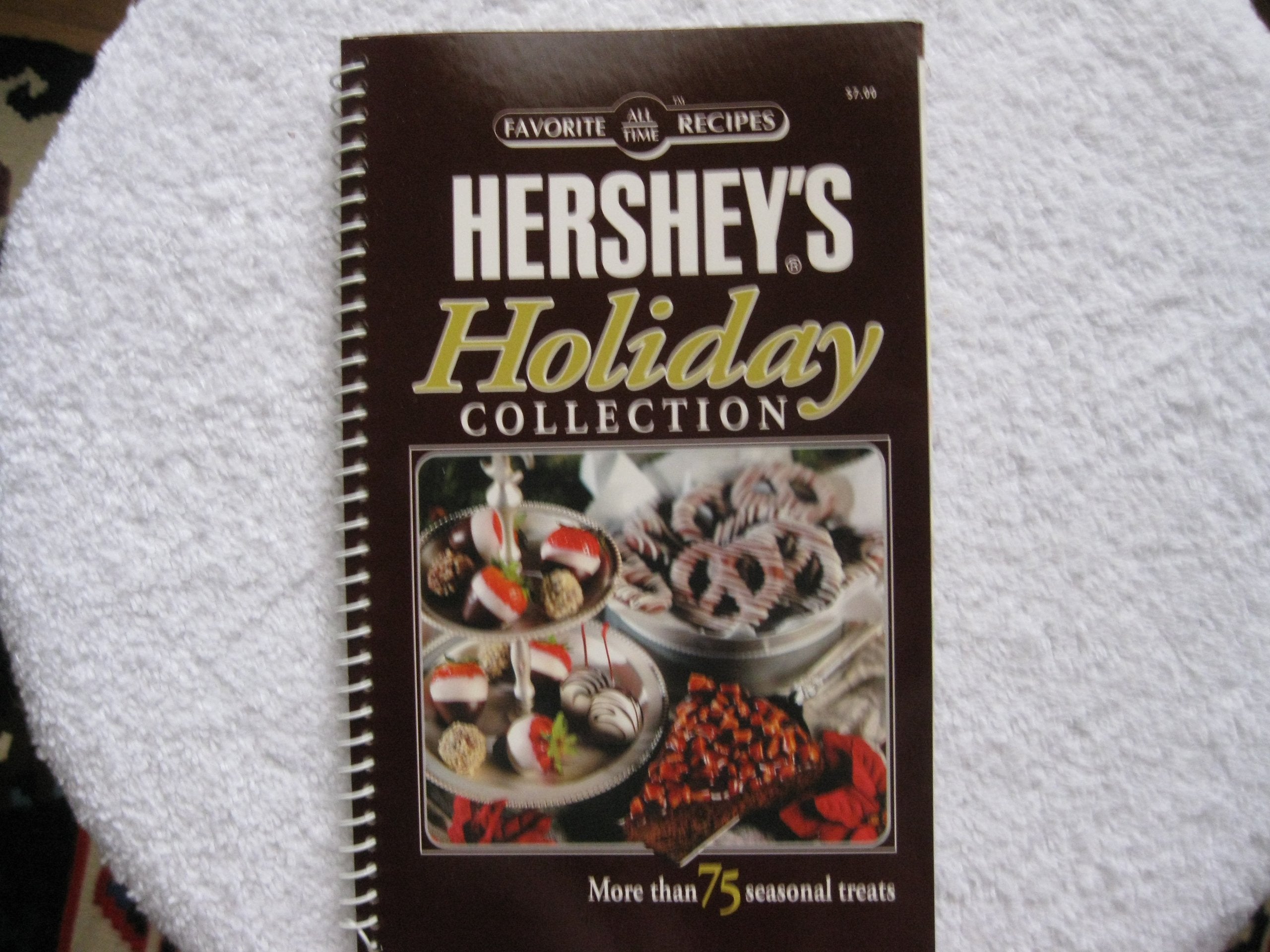 Favorite All Time Recipes Hershey's Holiday Collection,Used