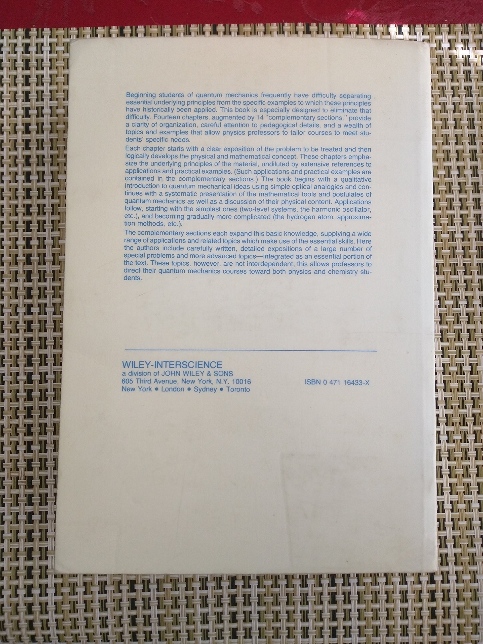 Quantum Mechanics. Volume I,New