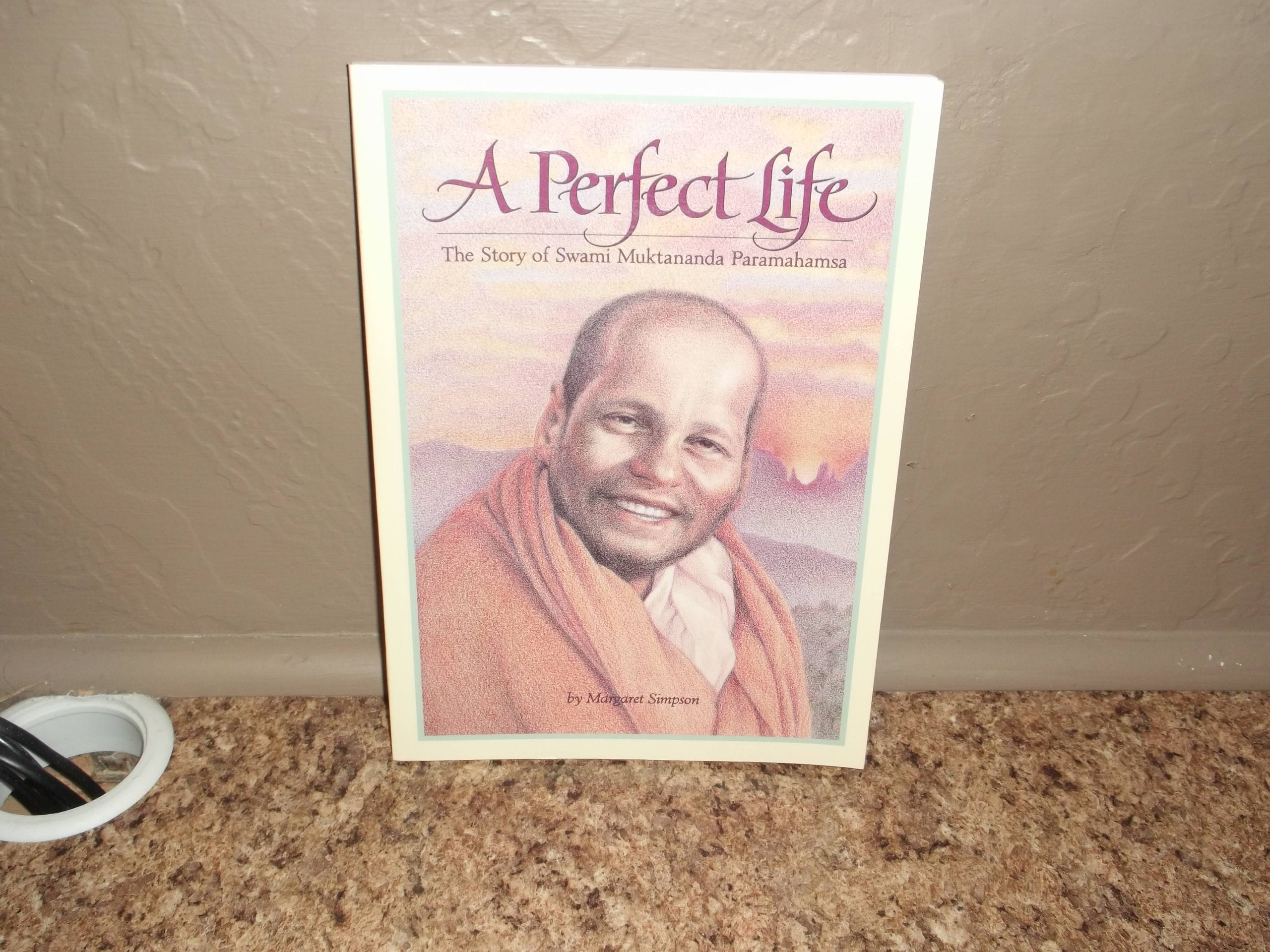 A Perfect Life: The Story of Swami Muktananda Paramahamsa,Used