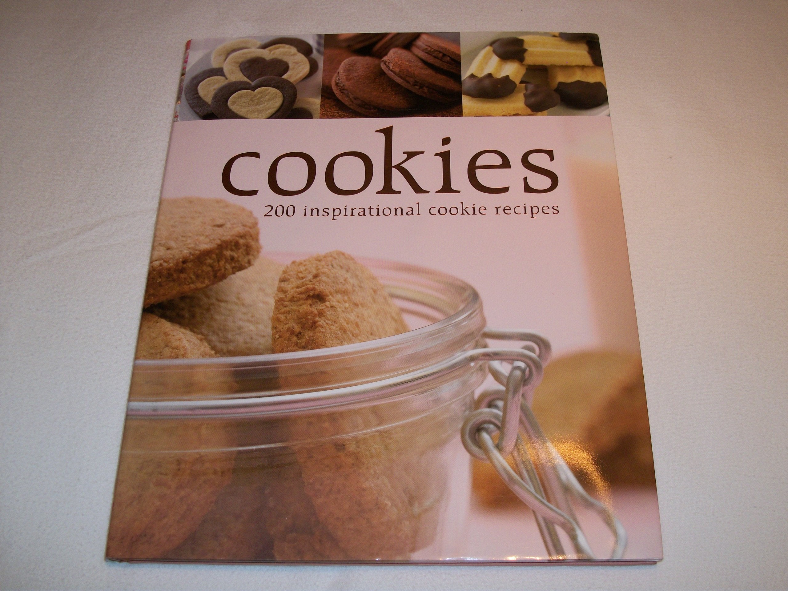 Cookies: 200 Inspirational Cookie Recipes,Used