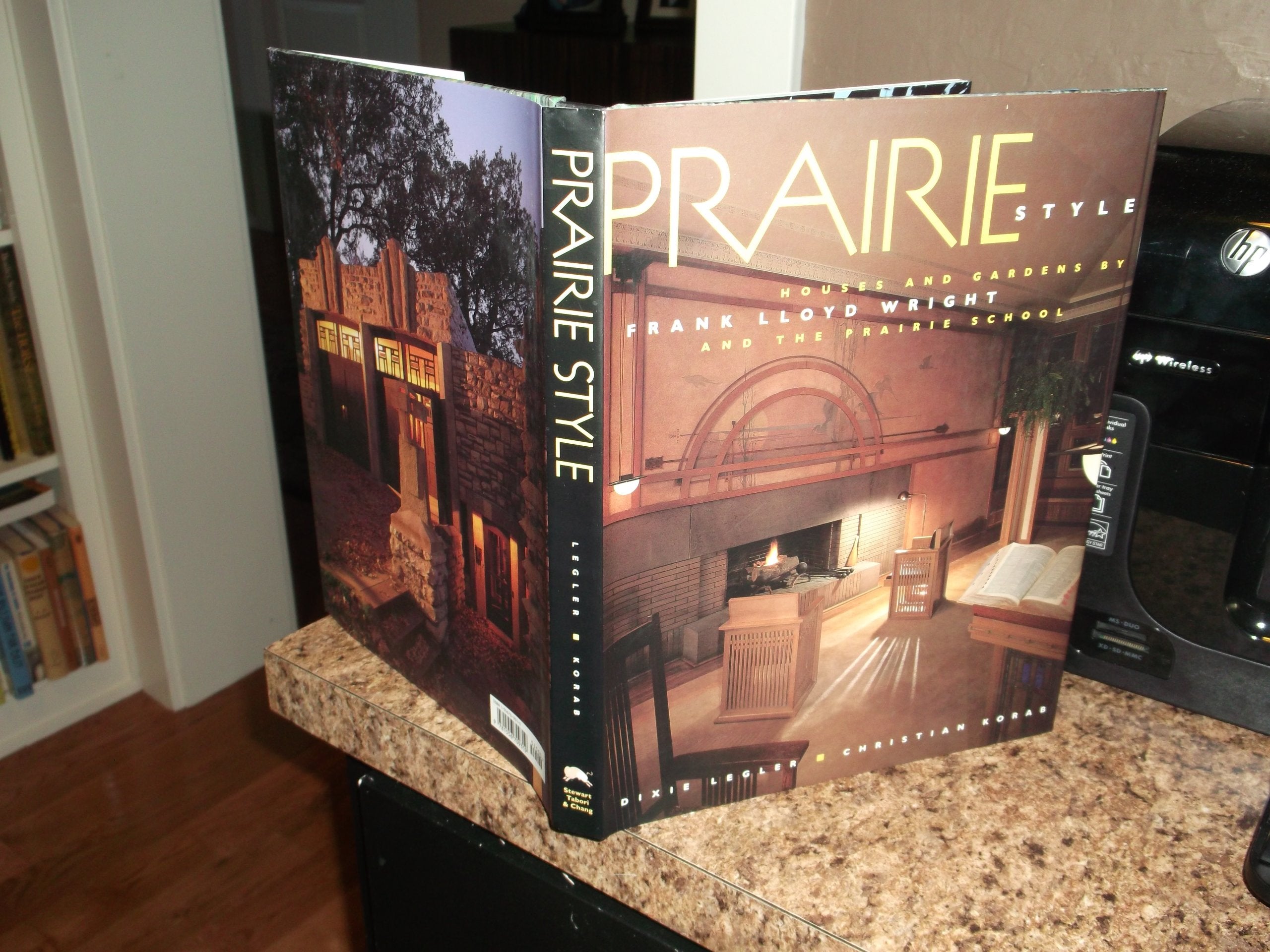 Prairie Style: Houses And Gardens By Frank Lloyd Wright And The Prairie School,Used