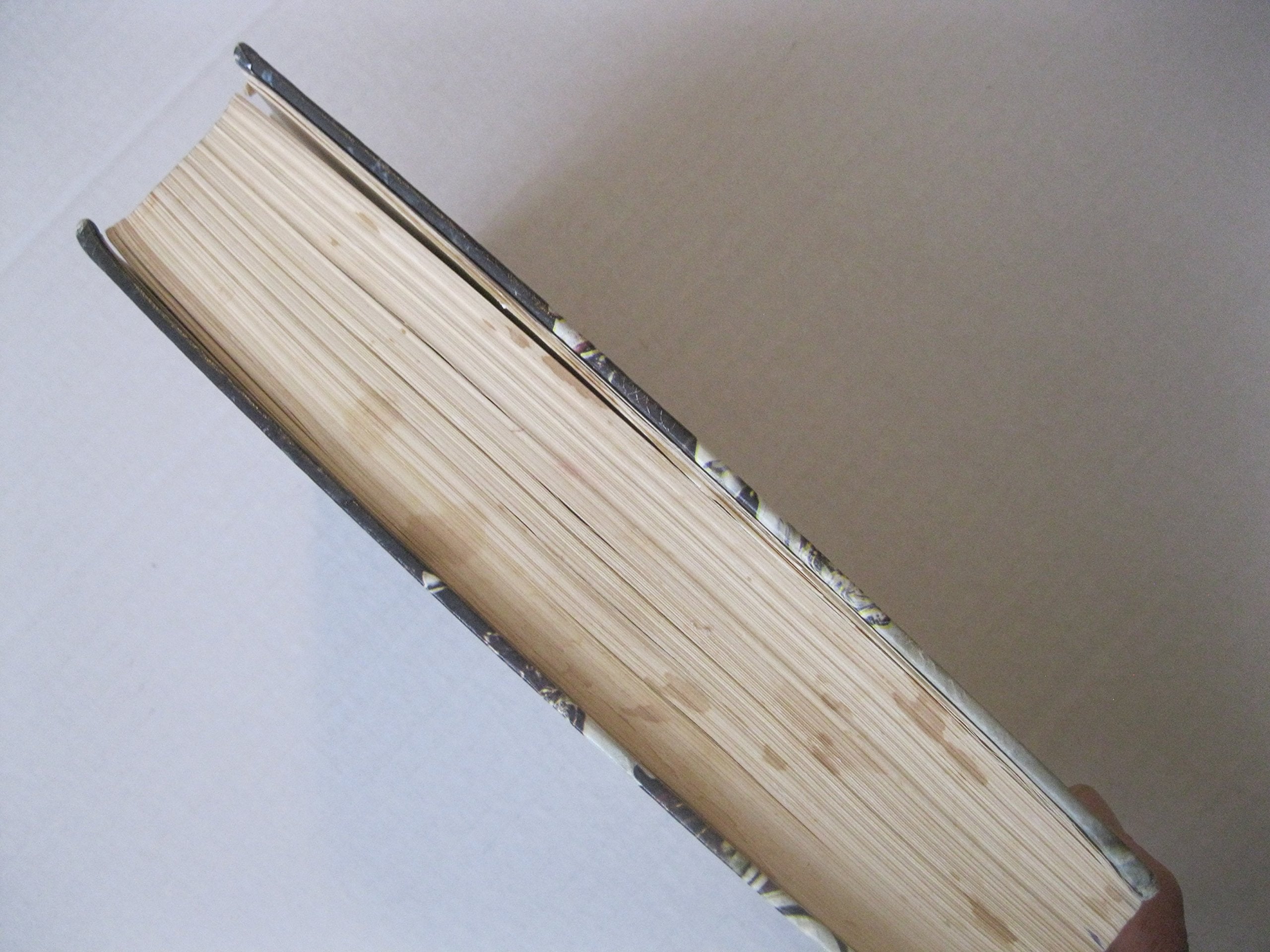 The New Antoinette Pope School Cookbook,Used