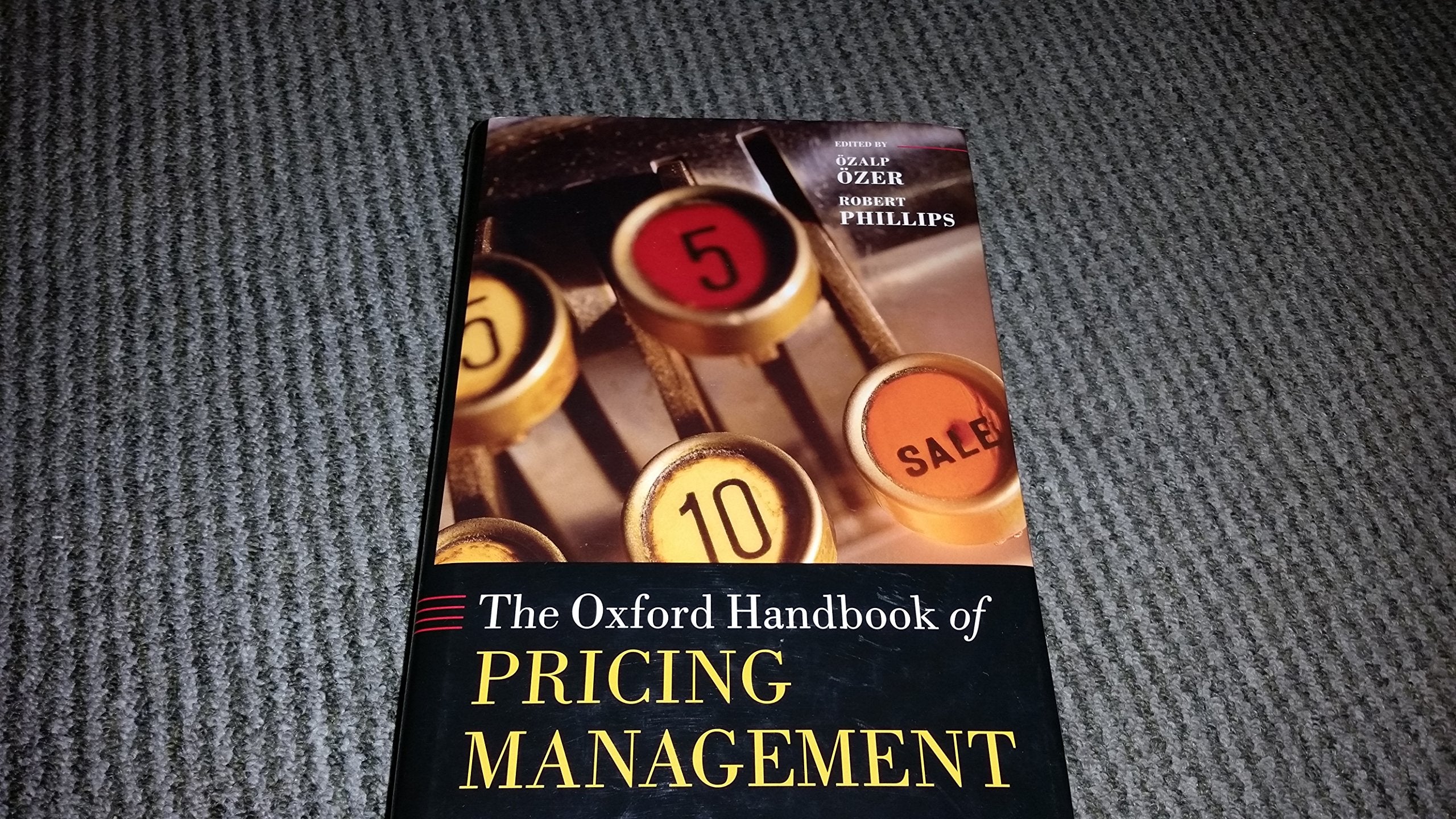 The Oxford Handbook of Pricing Management (Oxford Handbooks),Used