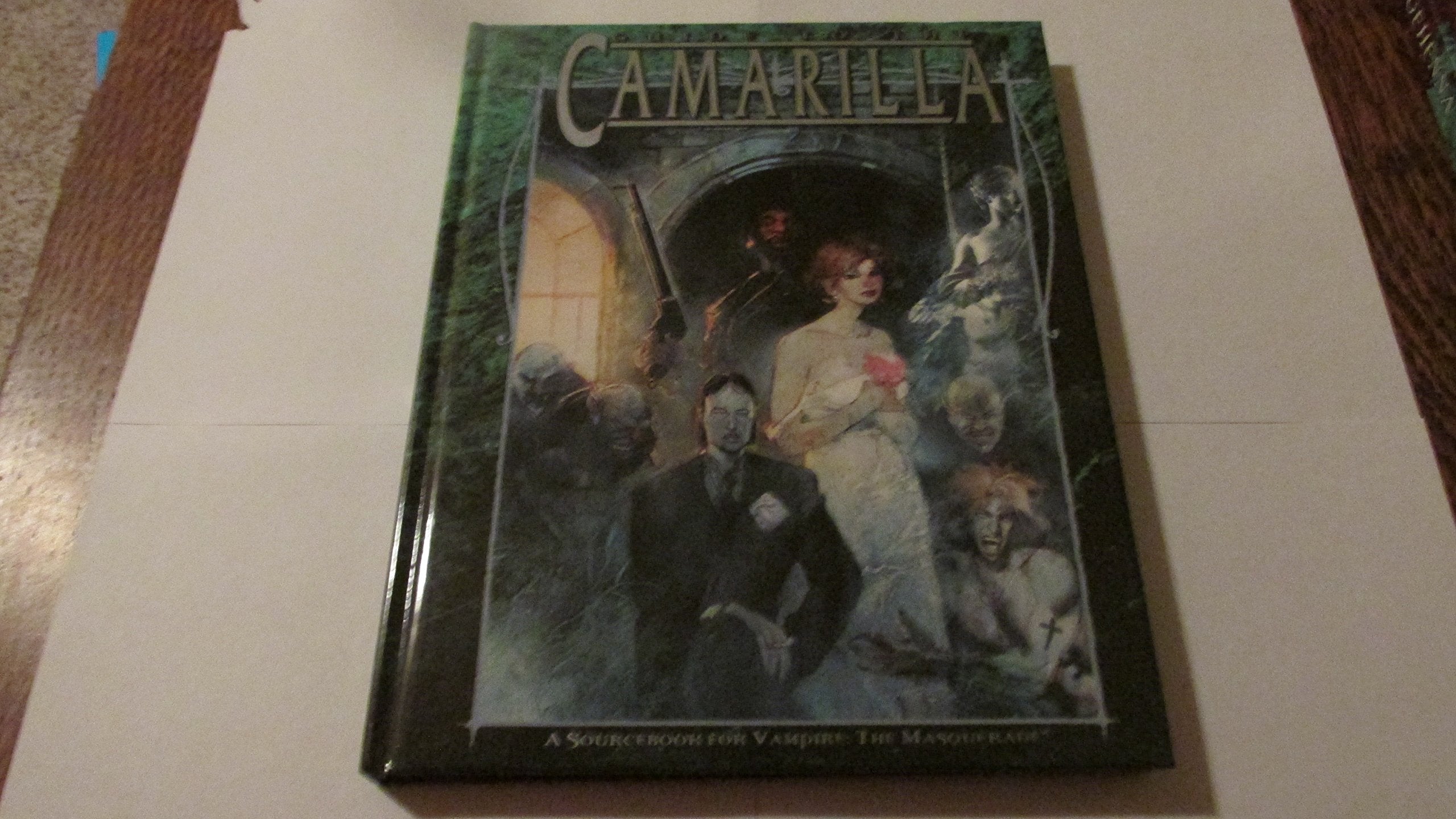 Guide to the Camarilla (Vampire, the Masquerade),Used