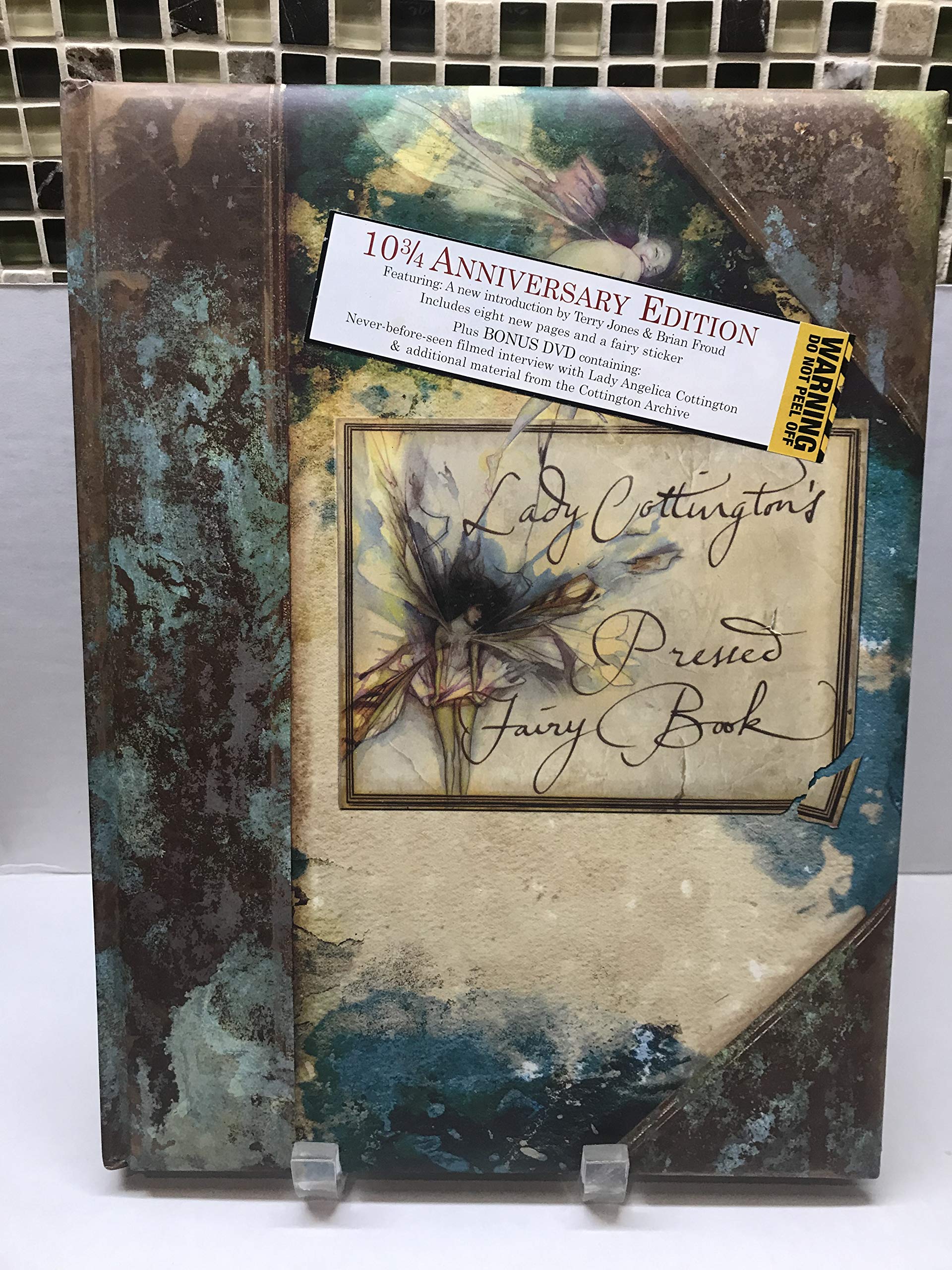 Lady Cottington's Pressed Fairy Book: 10 3/4 Anniversary Edition,Used