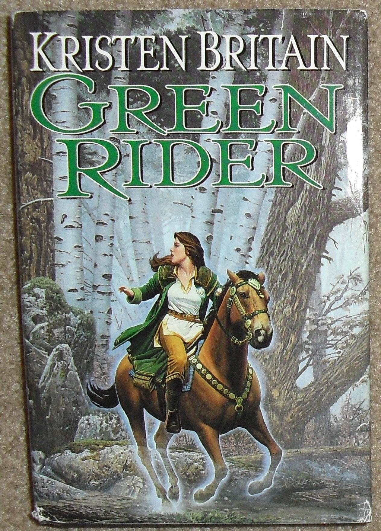 Green Rider (Green Rider Trilogy Book 1),Used