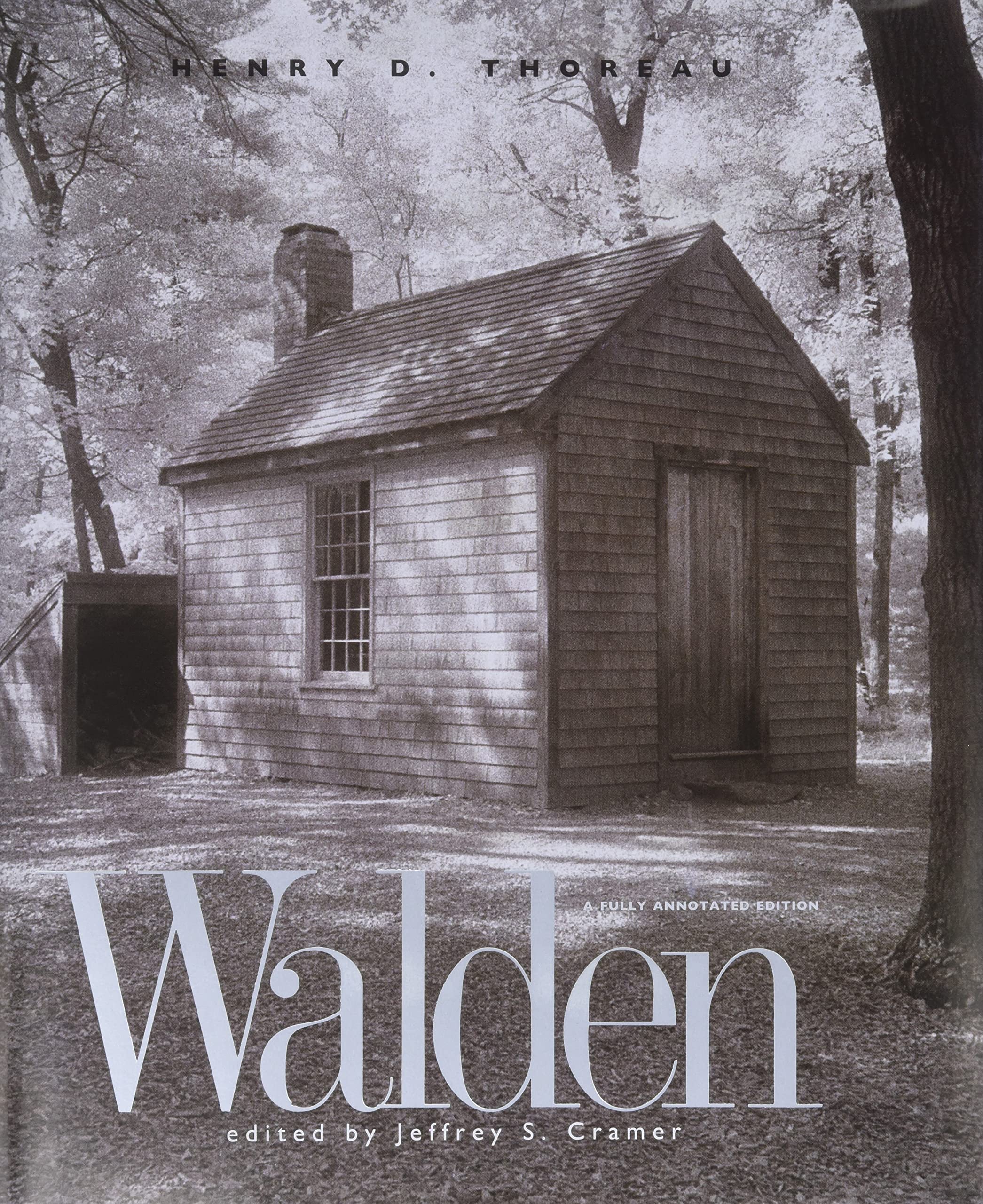 Walden: A Fully Annotated Edition,Used