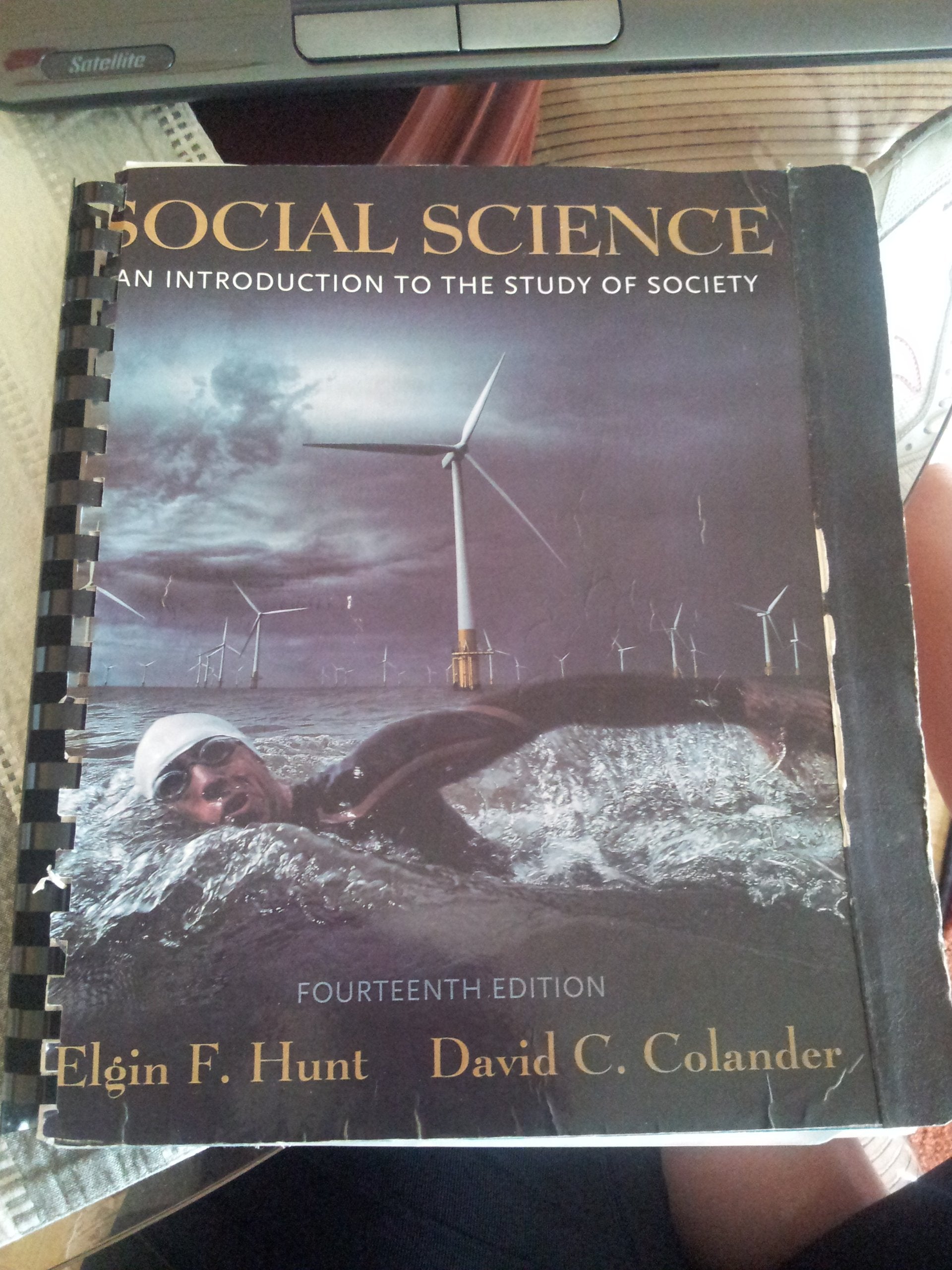 Social Science: An Introduction to the Study of Society (14th Edition),Used
