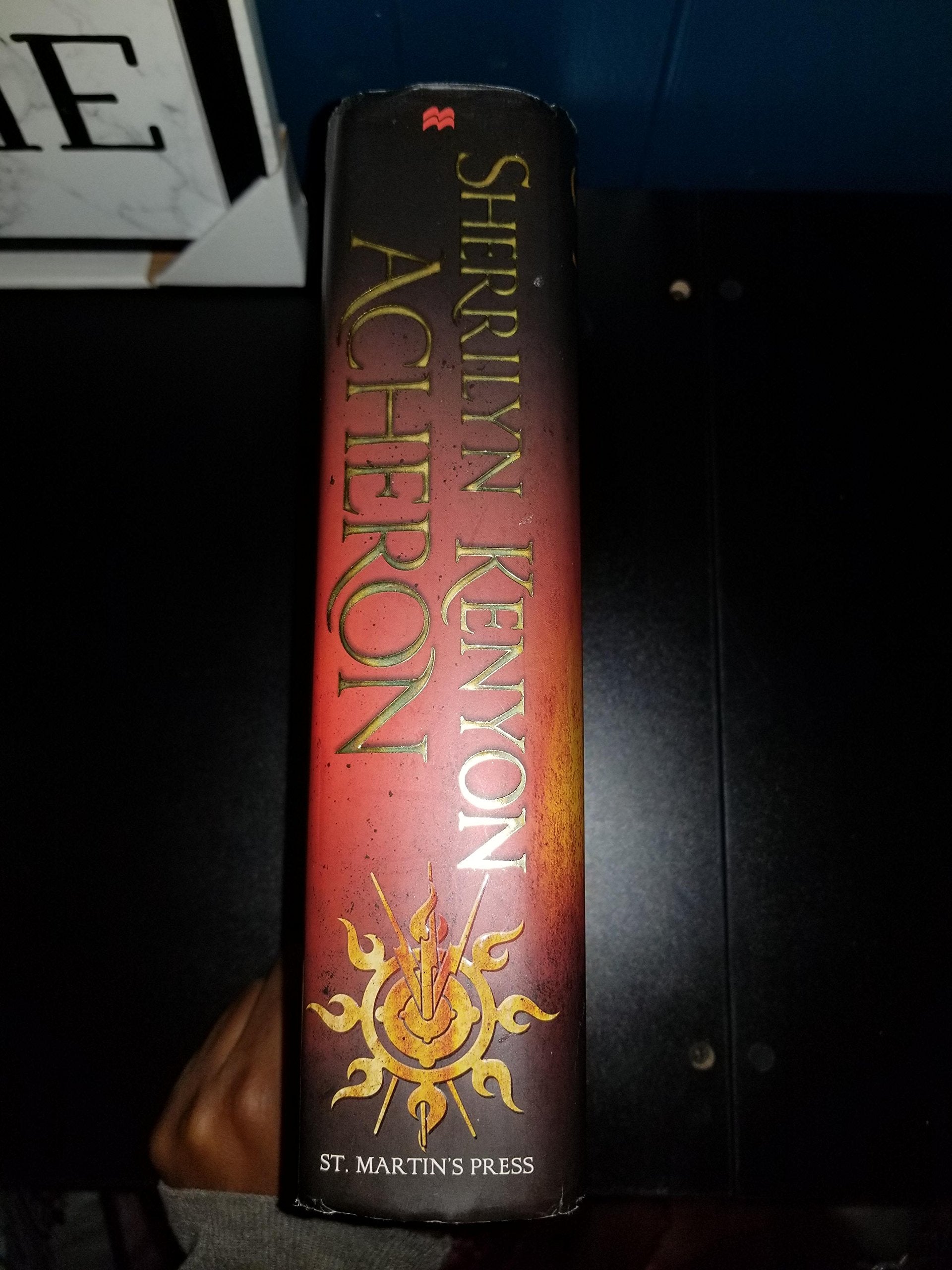 Acheron (DarkHunter, Book 12),Used