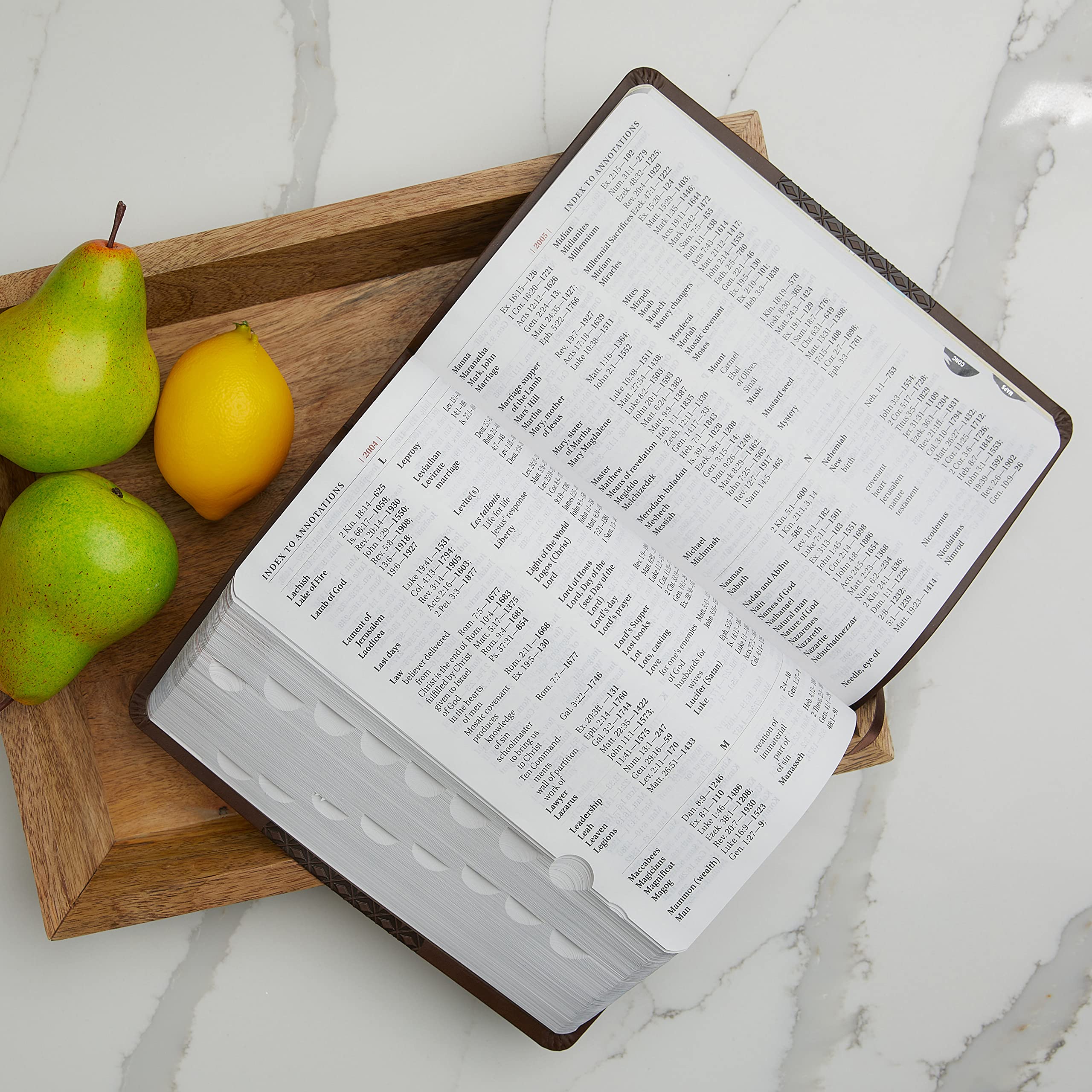 KJV Study Bible, Leathersoft, Red/Pink, Thumb Indexed, Red Letter: Second Edition,Used