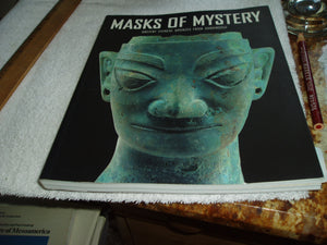 Masks of Mystery: Ancient Chinese Bonzes from Sanxingdui (English and Chinese Edition),New