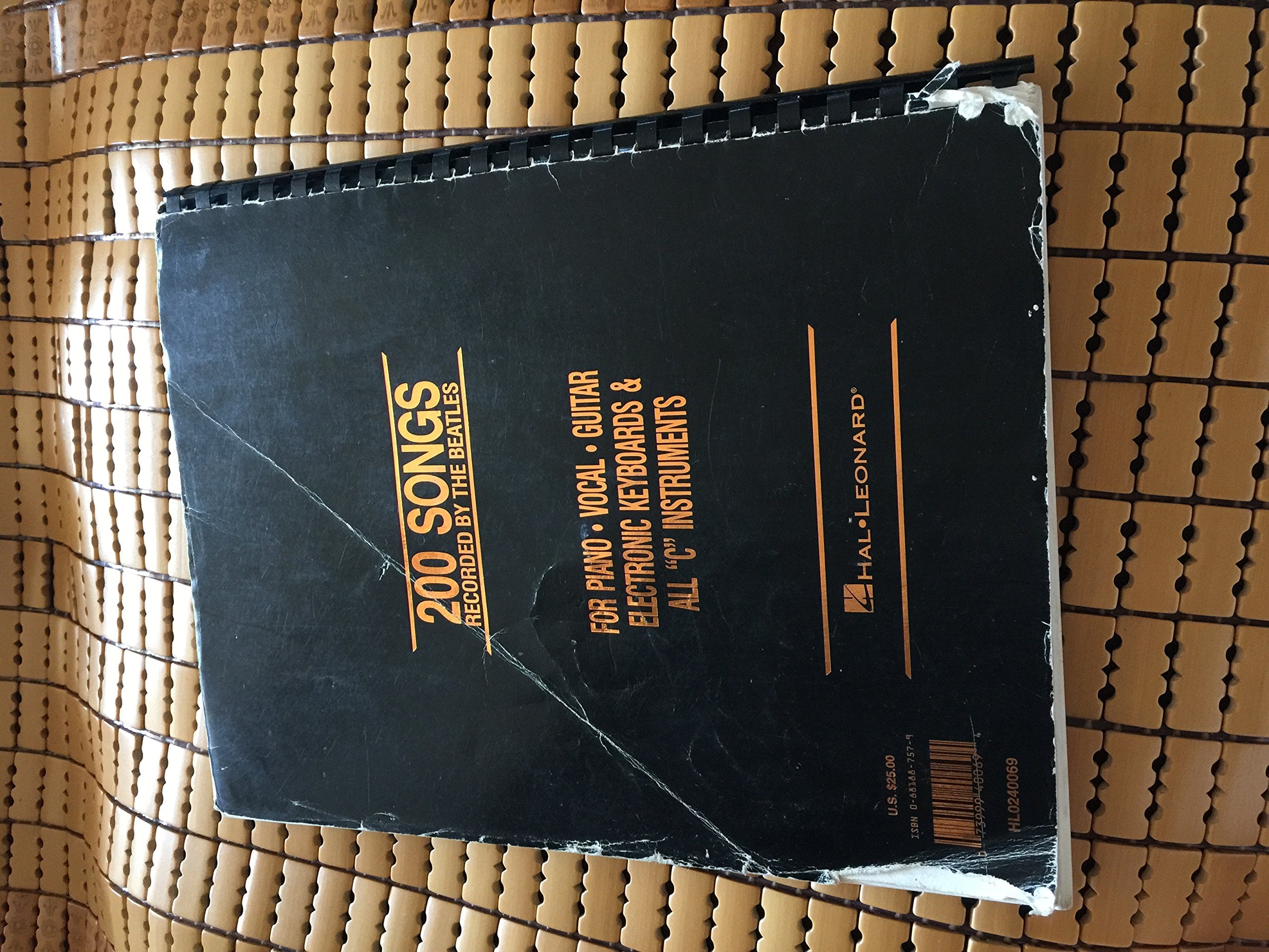 The Beatles Fake Book  C Edition for Piano, Guitar, and Vocal  200 Classic Beatles Songs with Chord Frames and Lyrics  Rock and,New