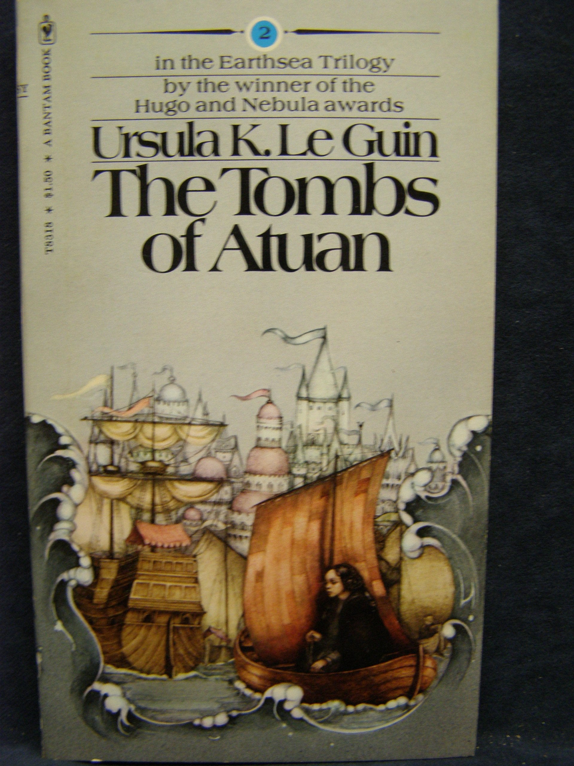 The Tombs of Atuan (Earthsea Trilogy, Vol. 2),Used
