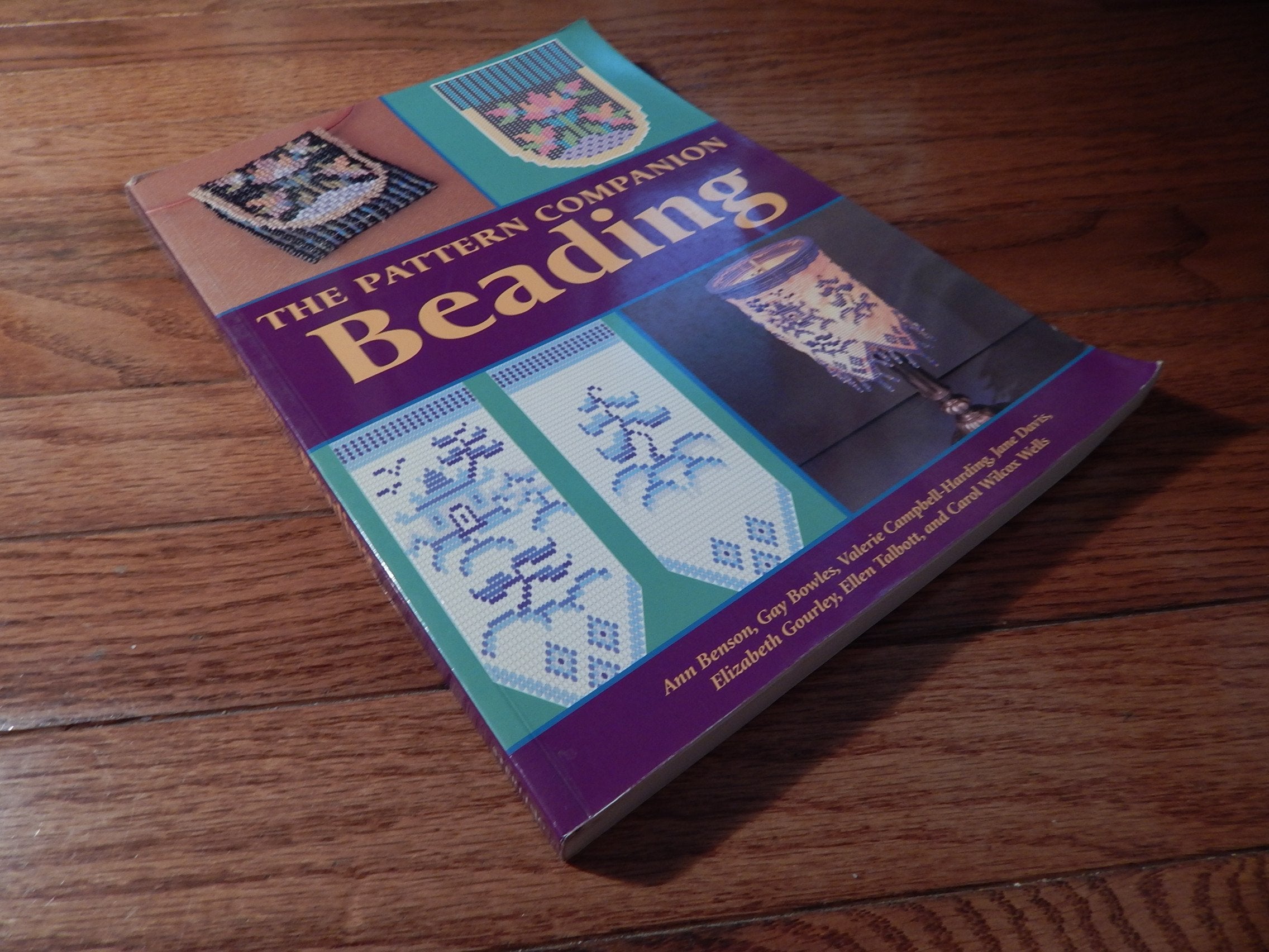 The Pattern Companion: Beading,Used