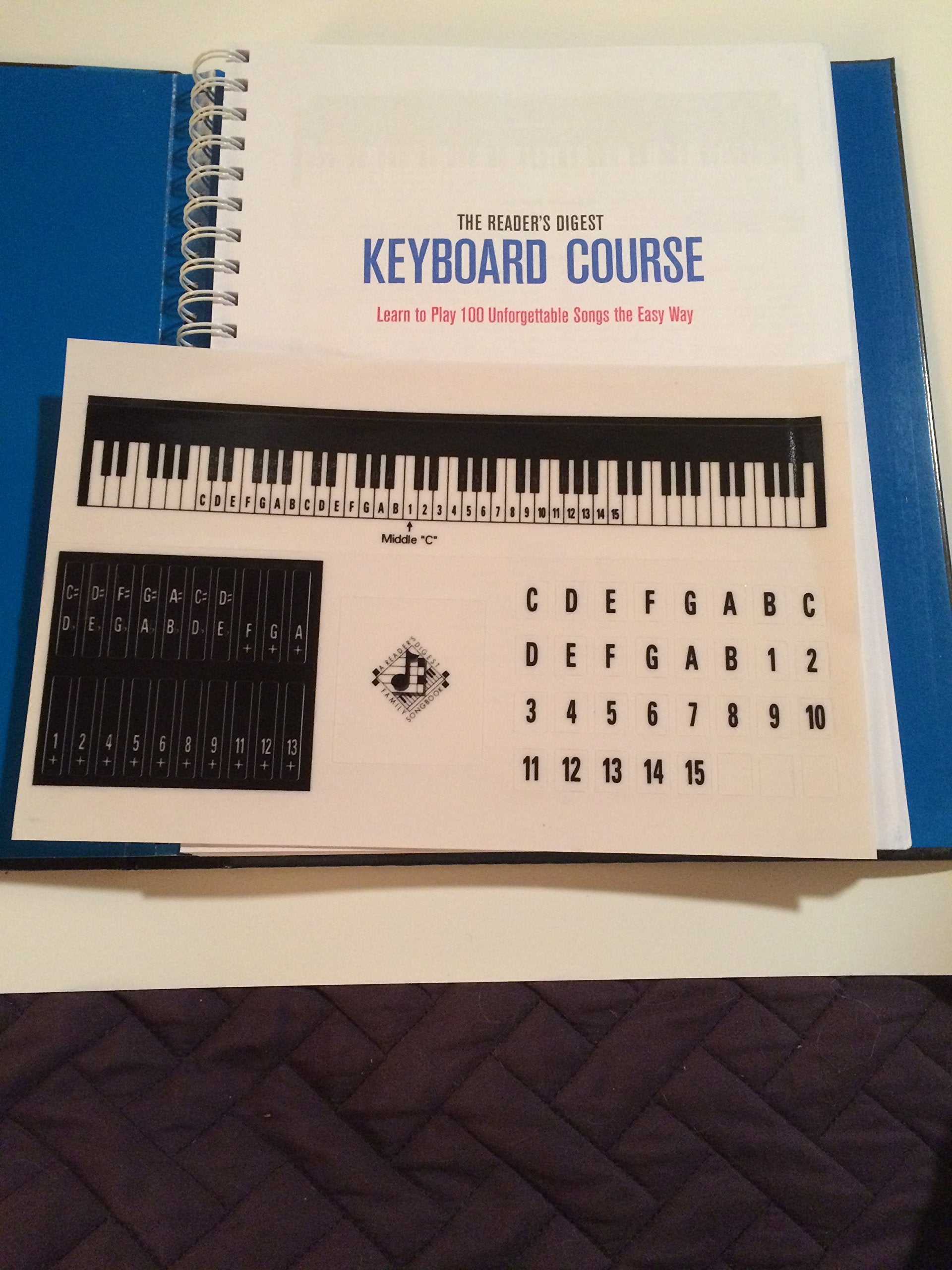 The Reader's Digest Keyboard Course: Learn to Play 100 Unforgettable Songs the Easy Way,New