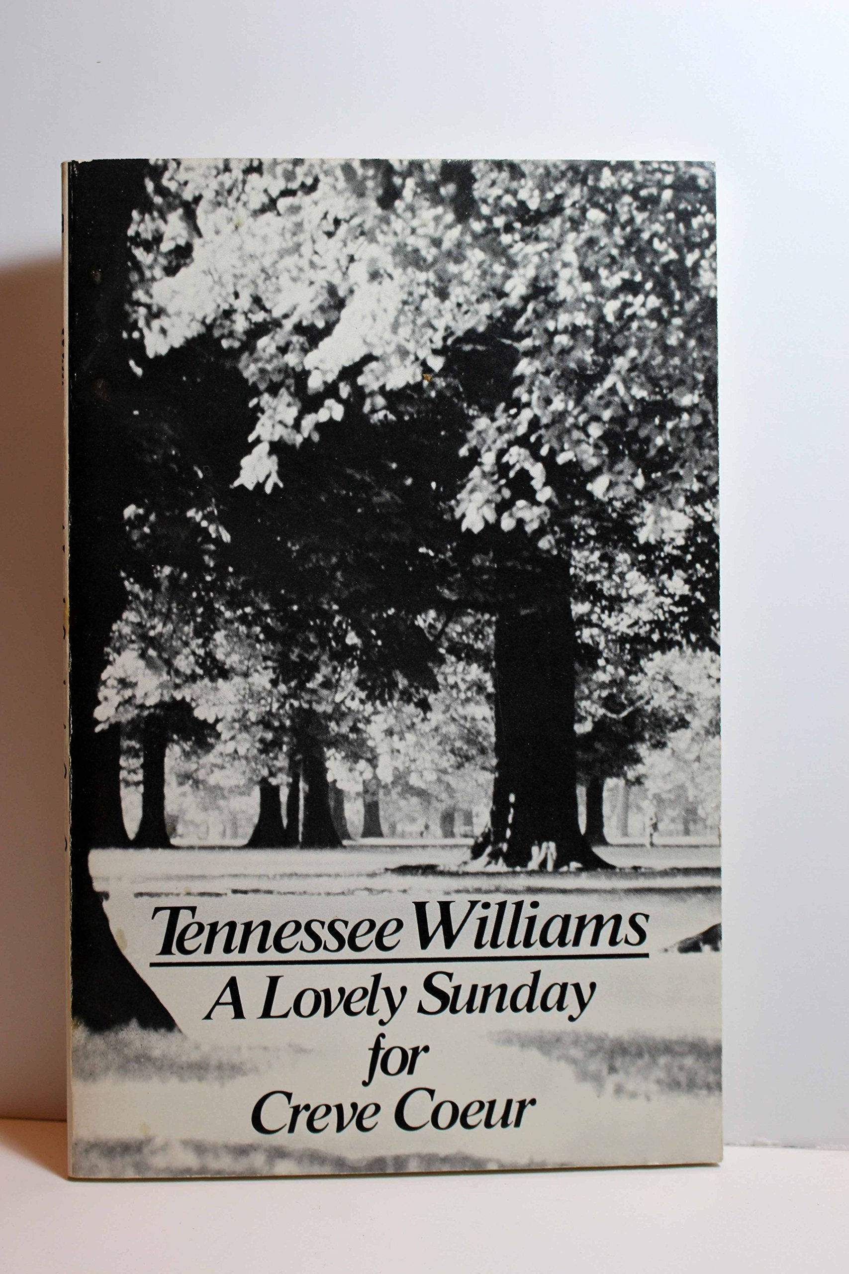 A Lovely Sunday For Creve Coeur: Play (Play In Two Scenes),Used