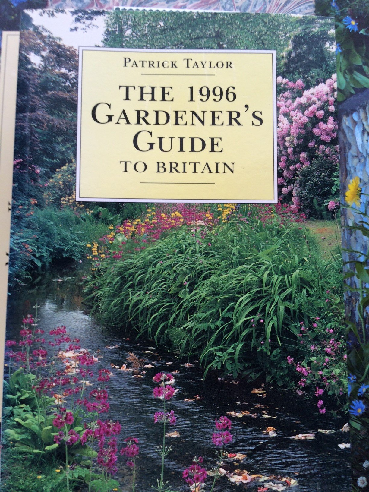 The 1996 Gardener's Guide to Britain,Used