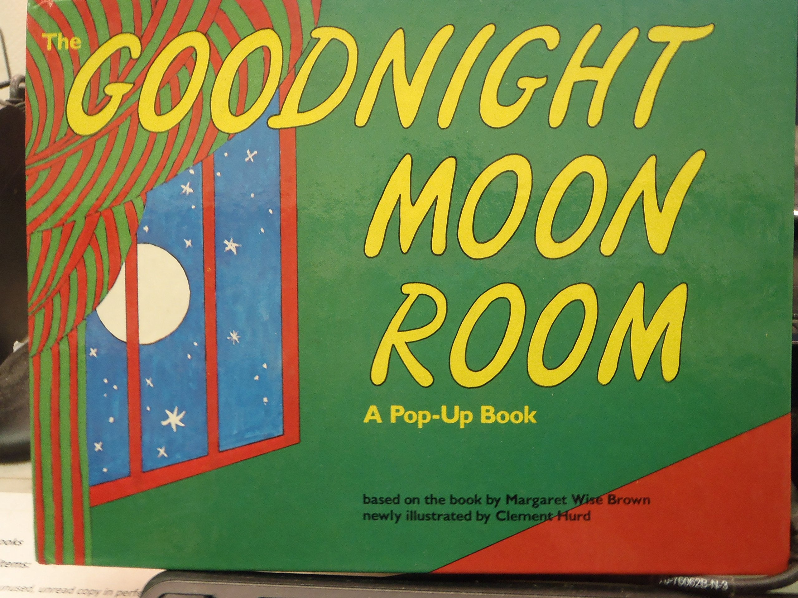 The Goodnight Moon Room (A Popup Book),New