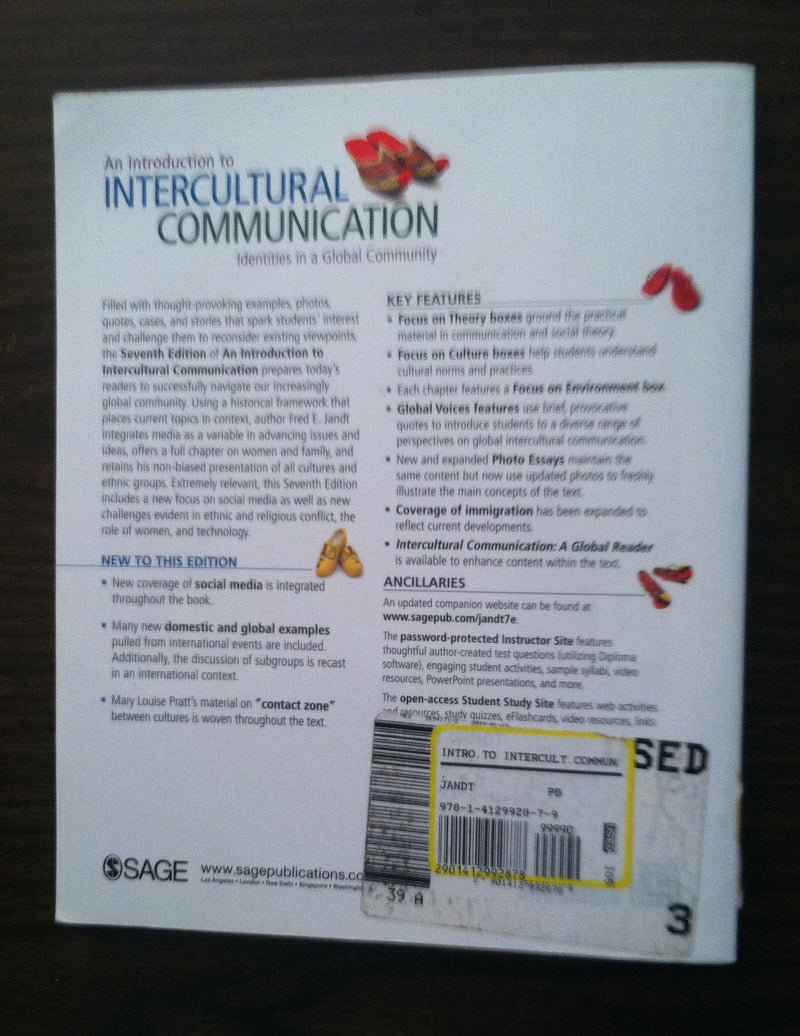 An Introduction to Intercultural Communication: Identities in a Global Community,Used