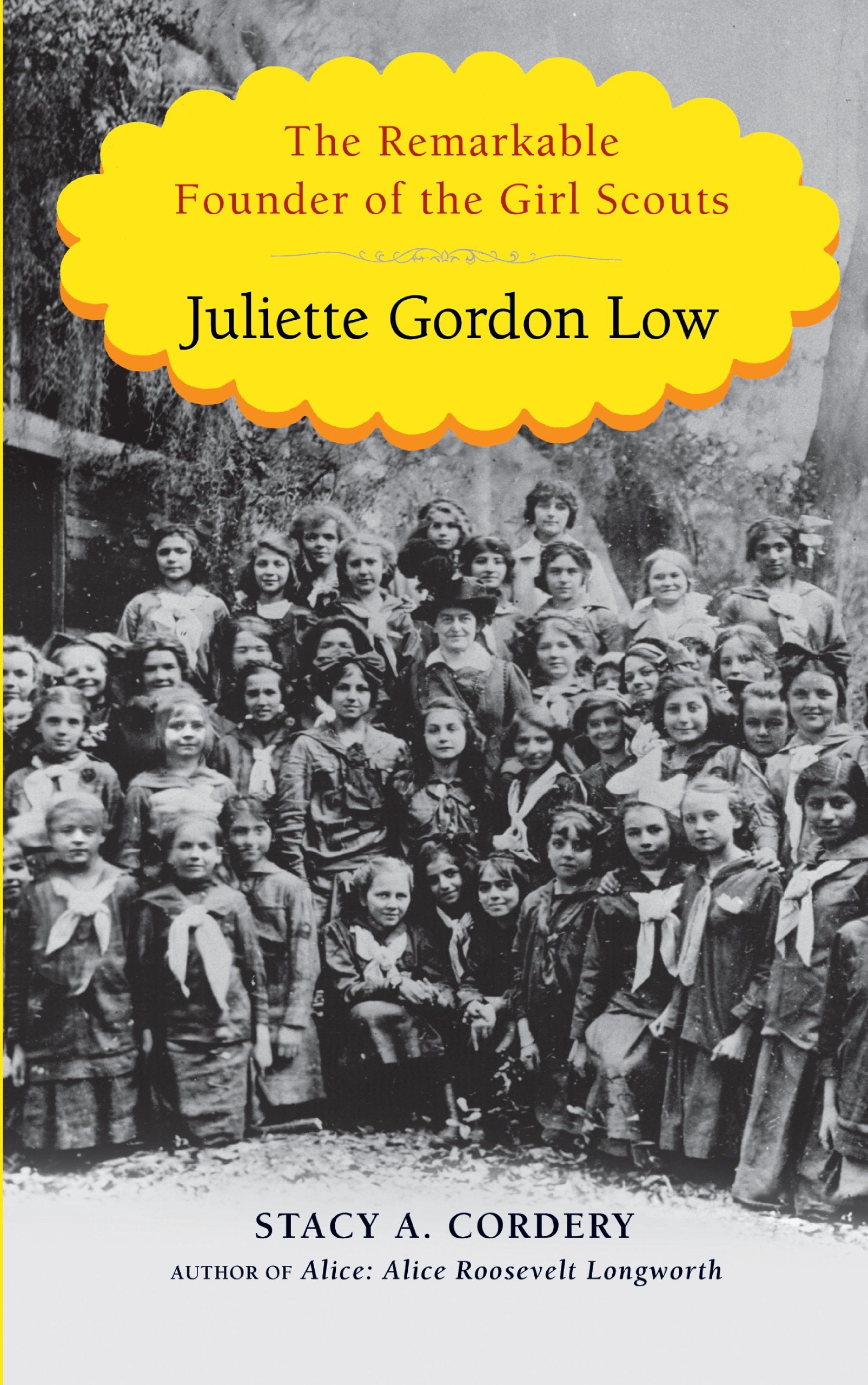 Juliette Gordon Low: The Remarkable Founder of the Girl Scouts (Thorndike Press Large Print Biography),Used