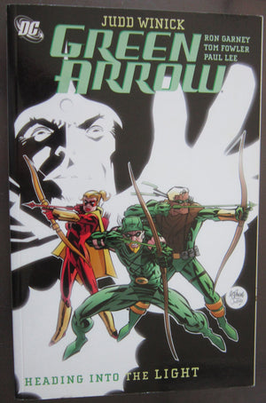 Green Arrow: Heading into the Light,Used