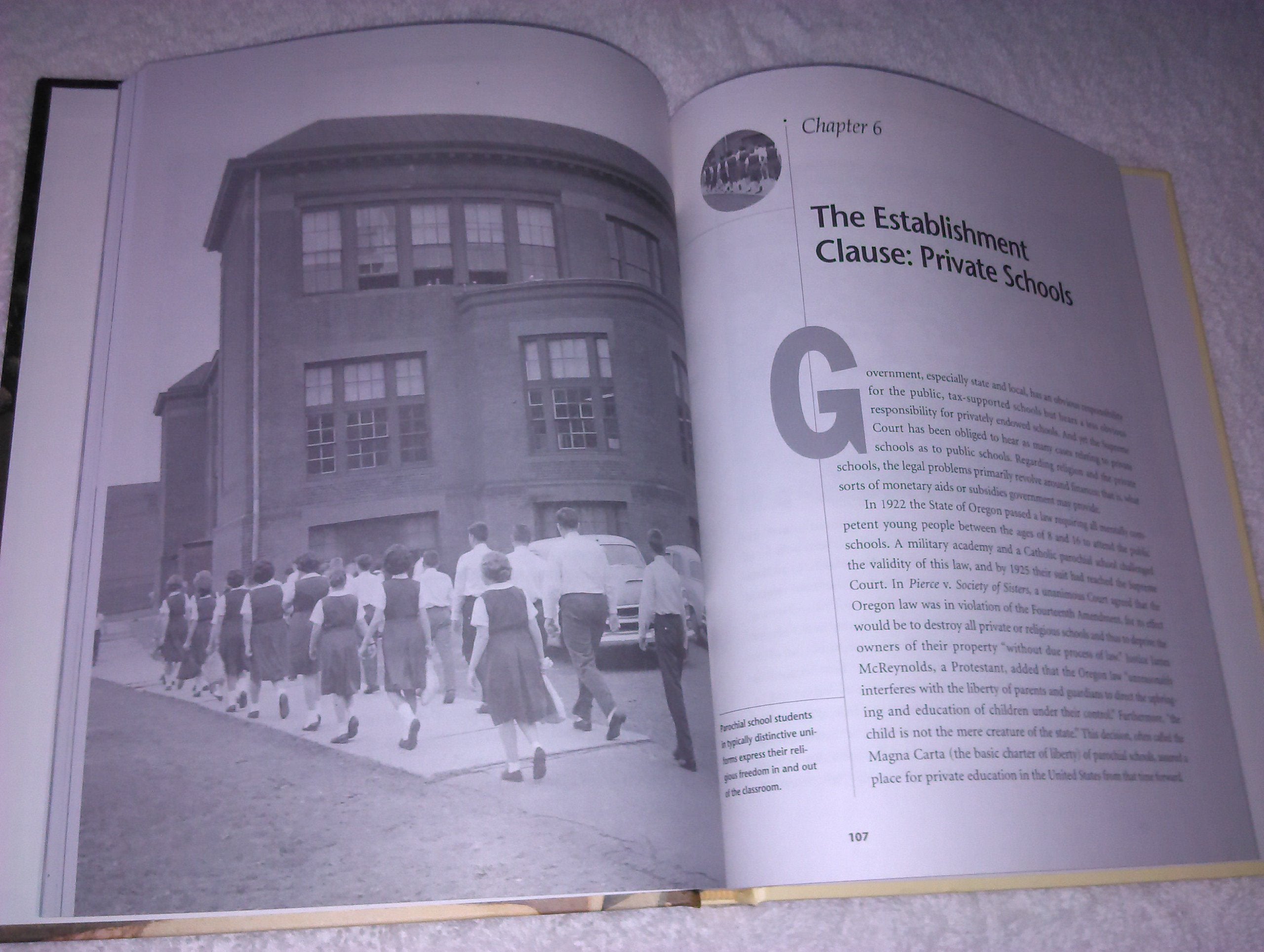 Church and State in America (Religion in American Life),Used