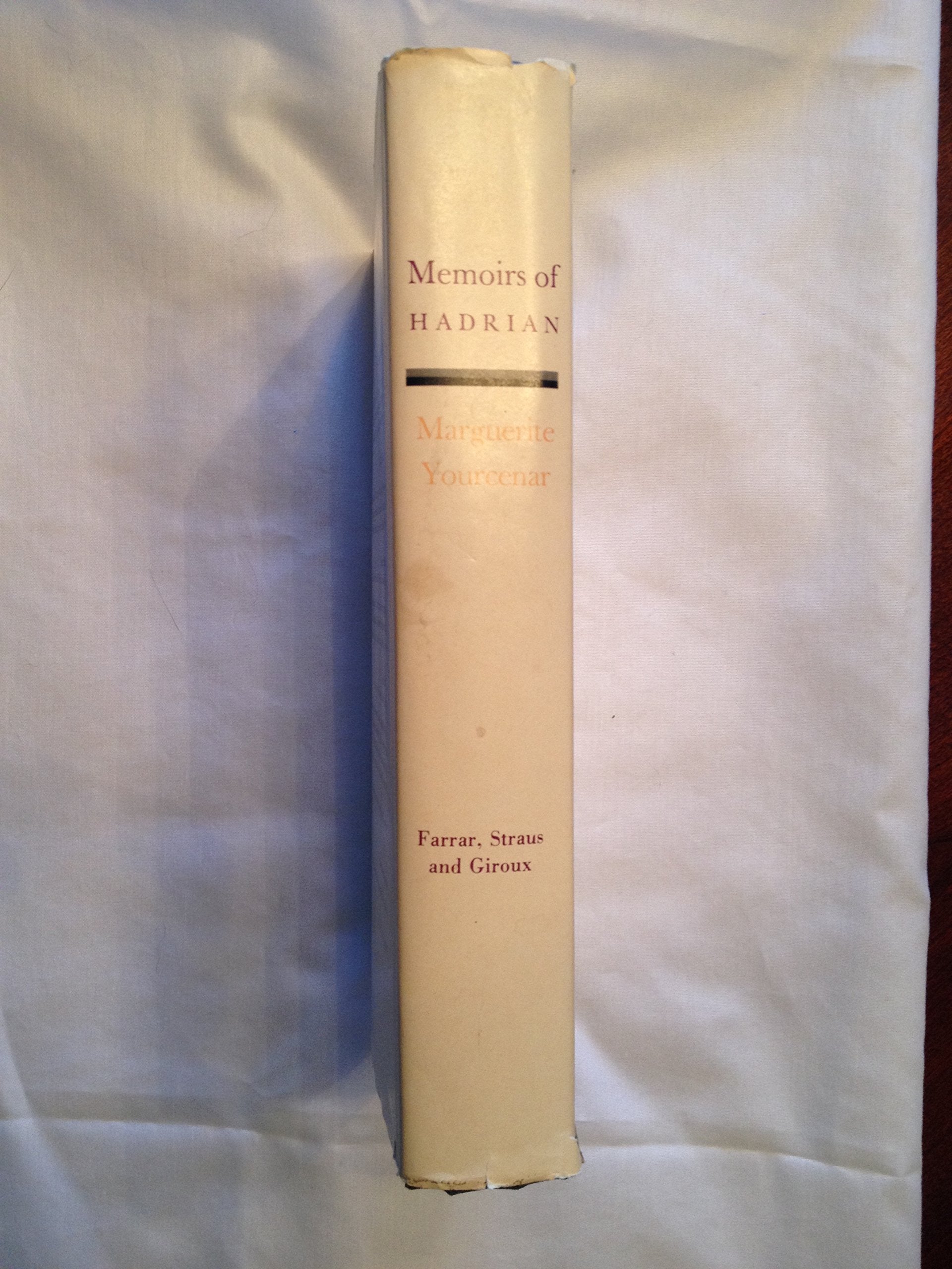 Memoirs of Hadrian, and reflections on the composition of memoirs of Hadrian (English and French Edition),Used