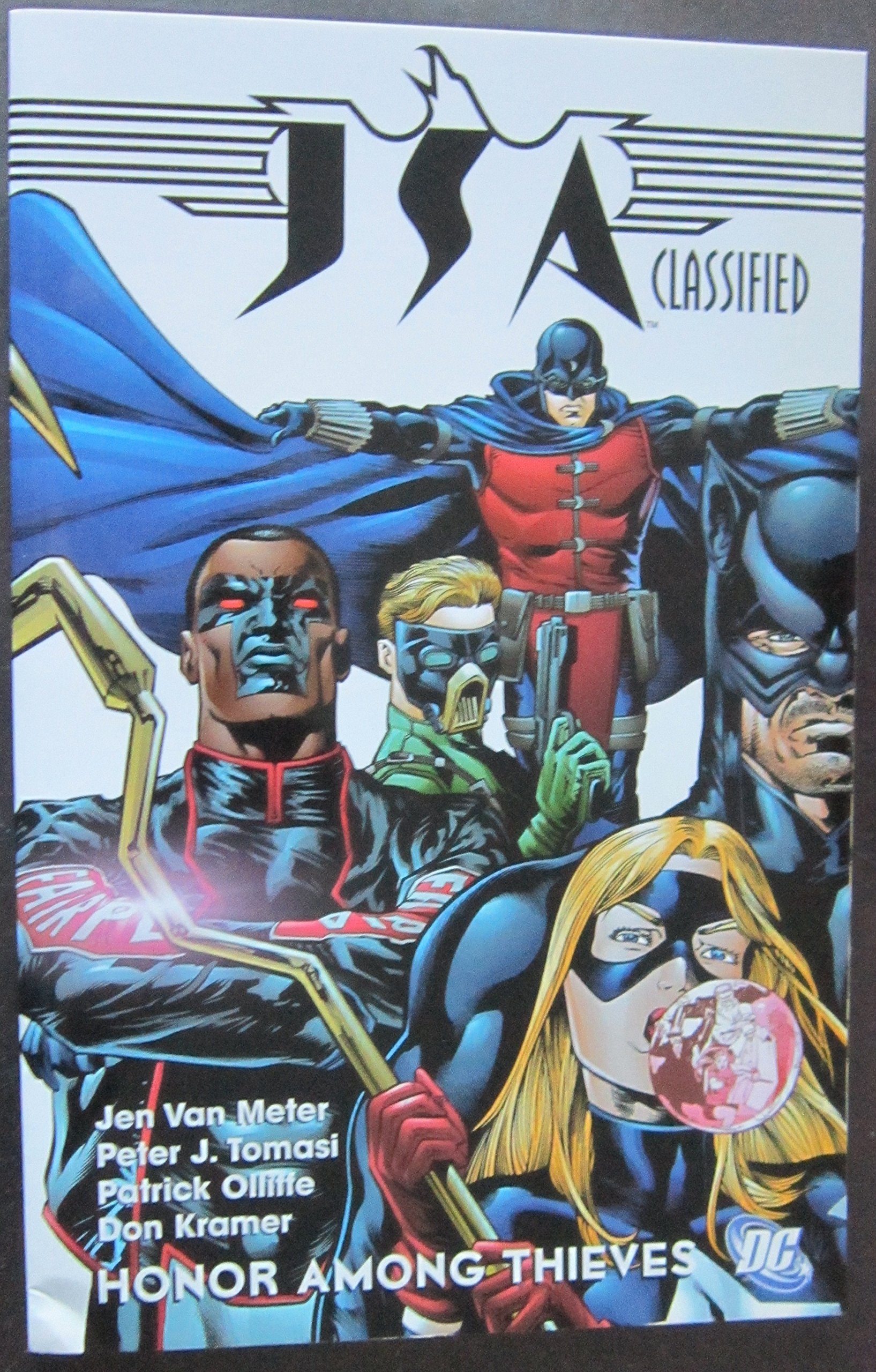 Jsa Classified: Honor Among Thieves,Used