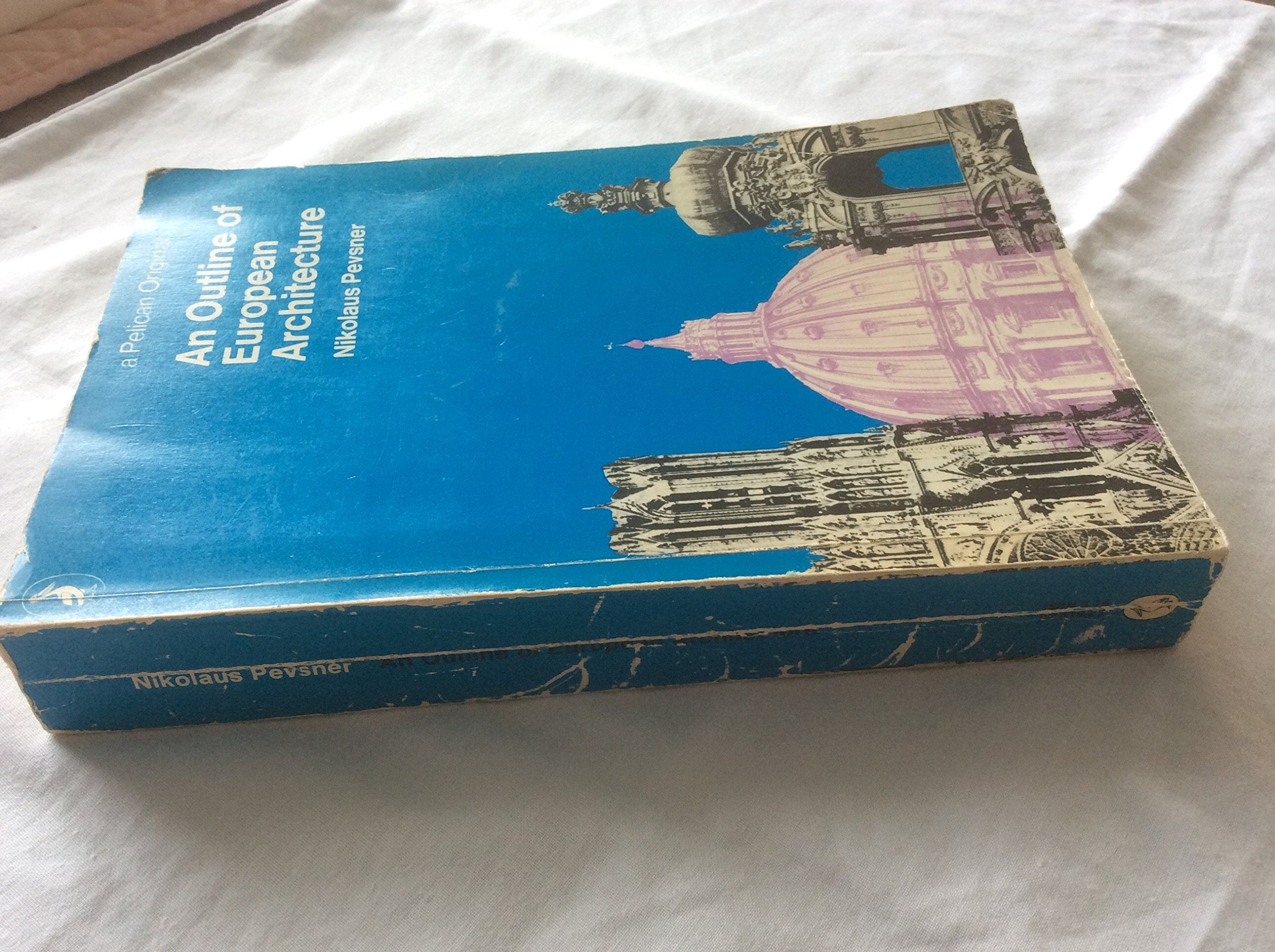 AN Outline of European Architecture,New
