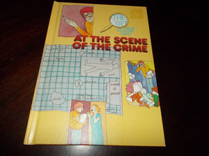 At the Scene of the Crime (Junior Detective Books),Used