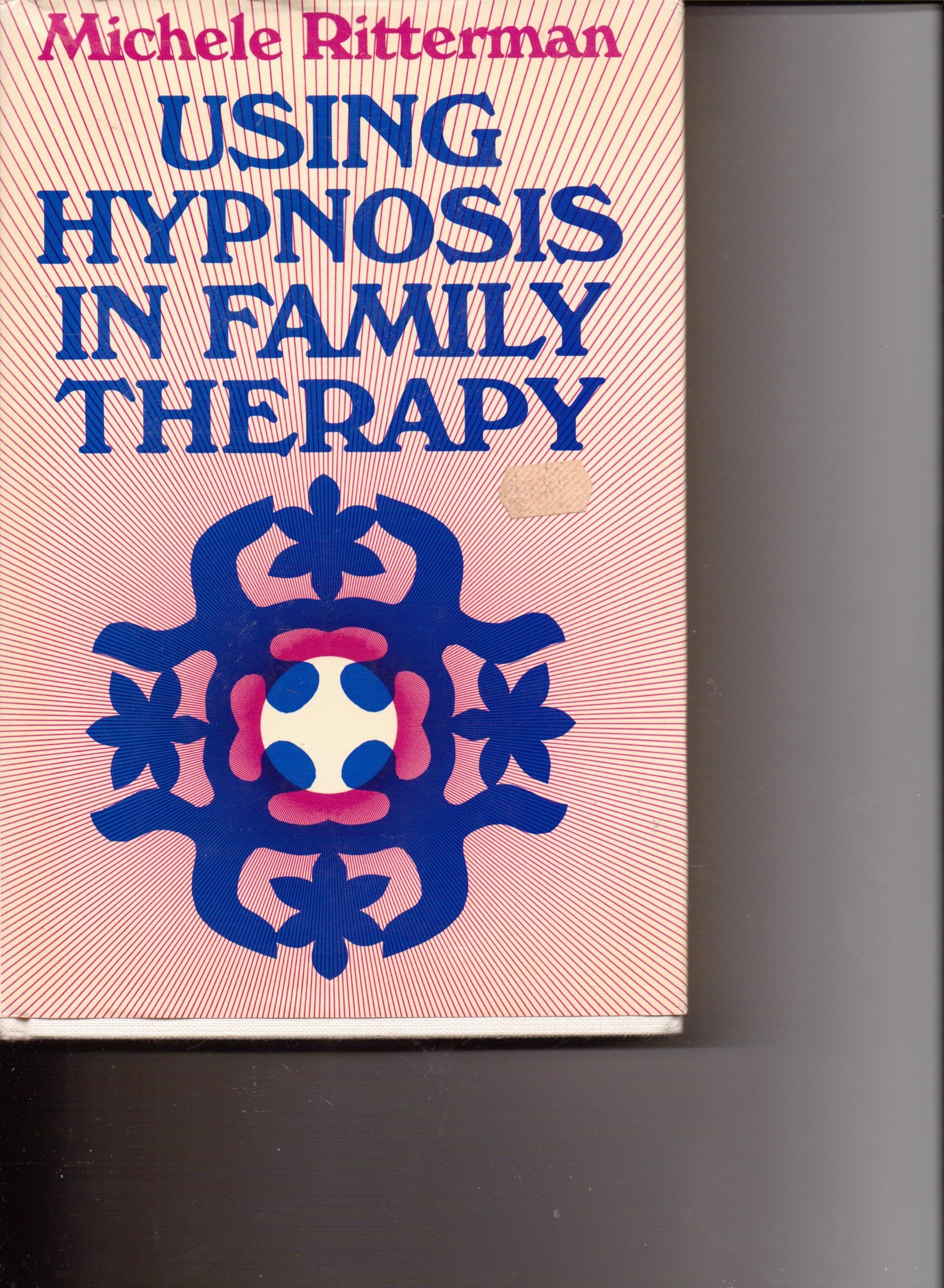 Using Hypnosis in Family Therapy (JOSSEY BASS SOCIAL AND BEHAVIORAL SCIENCE SERIES),Used