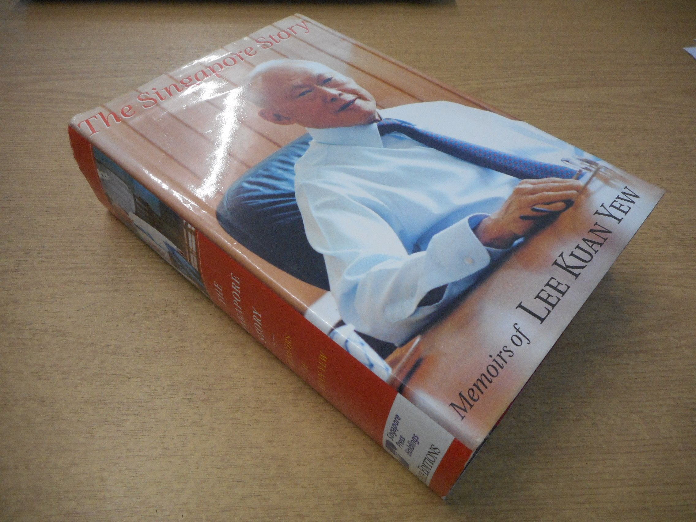 The Singapore Story: Memoirs of Lee Kuan Yew, Vol. 1,Used