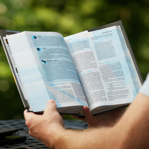 NKJV, Extreme Teen Study Bible, Leathersoft, Gray: Real Faith for Real Life,Used