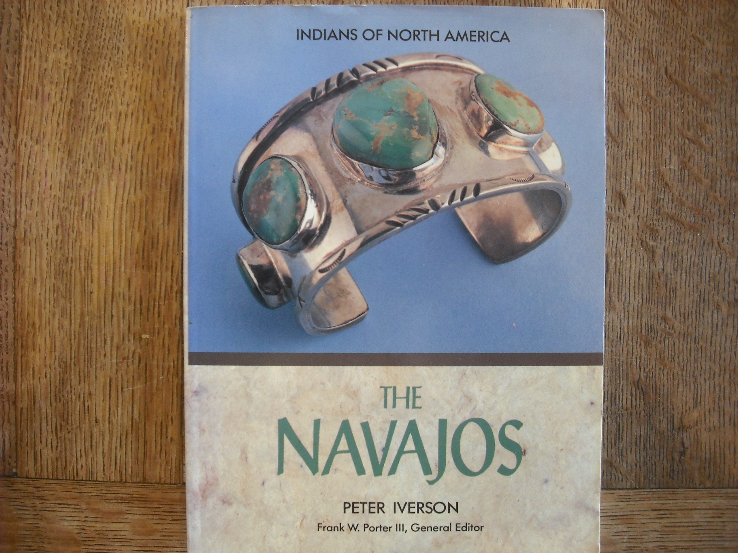 The Navajos (Indians of North America),Used