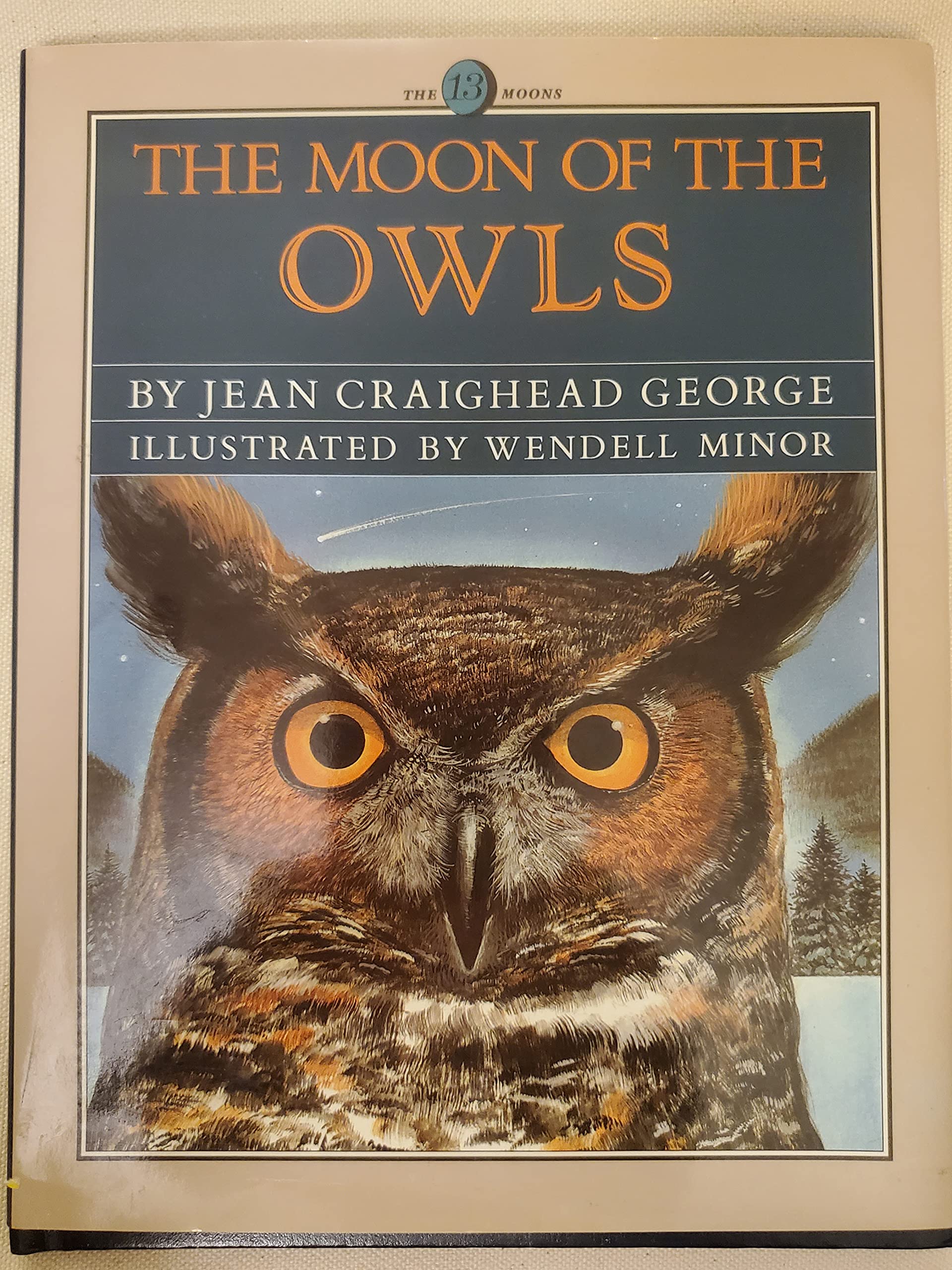 The Moon Of The Owls (The Thirteen Moons Series),New