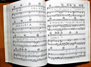 All Woman, Vol 1: Piano/Vocal/Guitar Book,Used