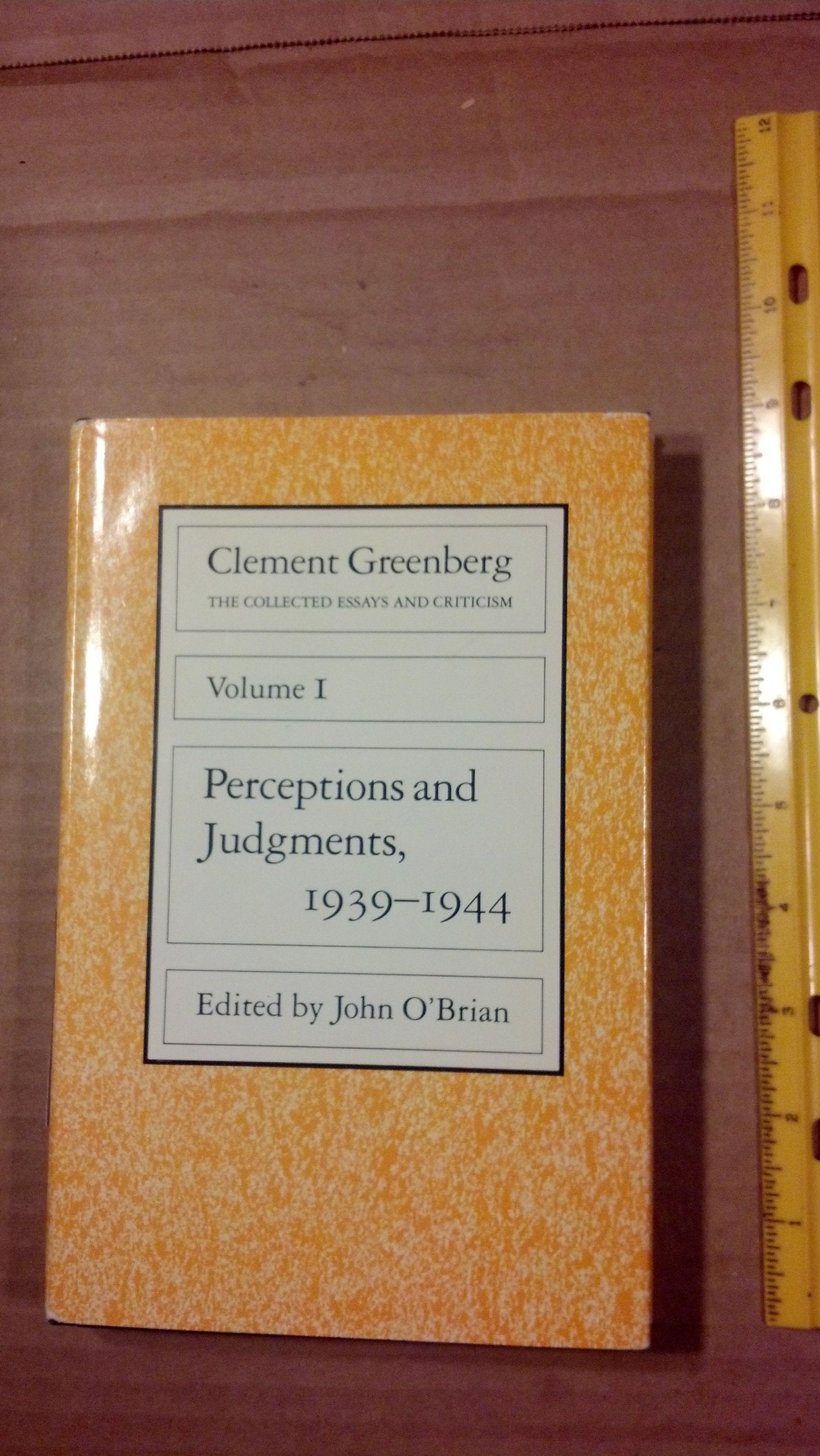 Perceptions and Judgements, 19391944 (The Collected Essays and Criticism, Vol 1),Used