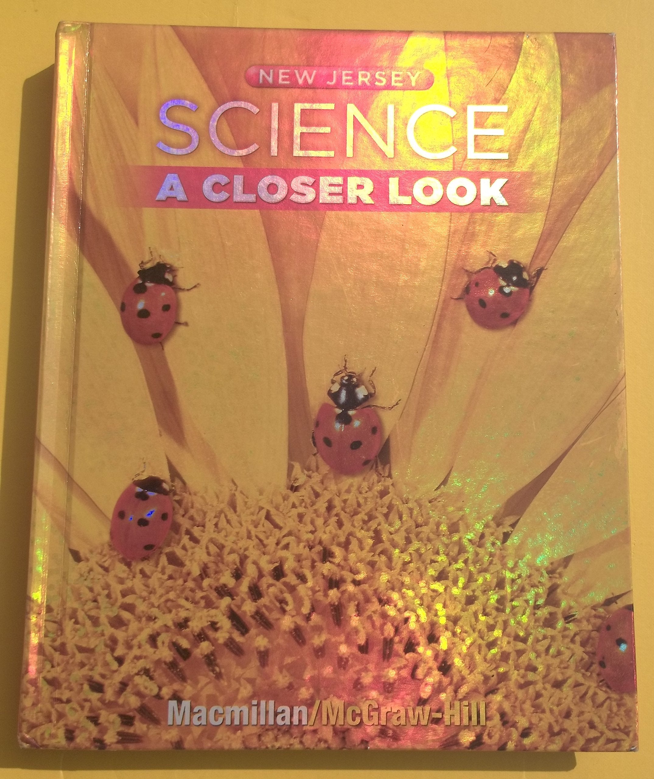 Science Grade 1: A Closer Look,New