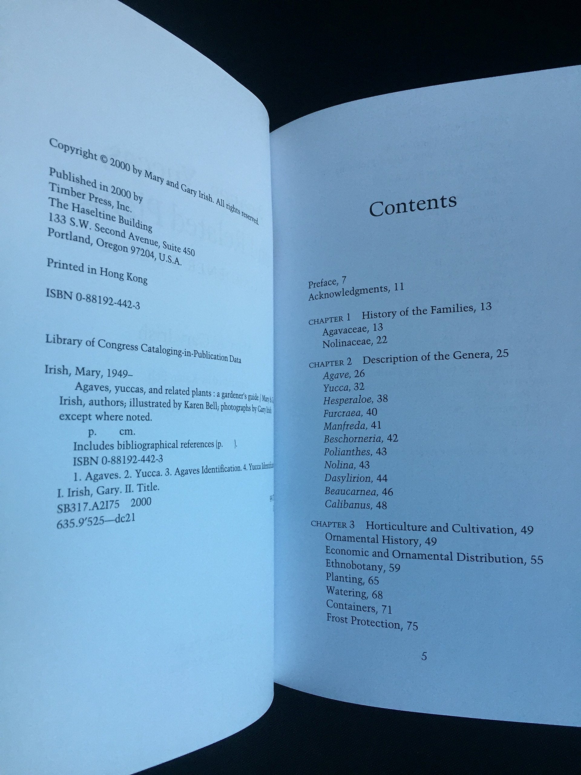 Agaves, Yuccas, and Related Plants: A Gardener's Guide,Used