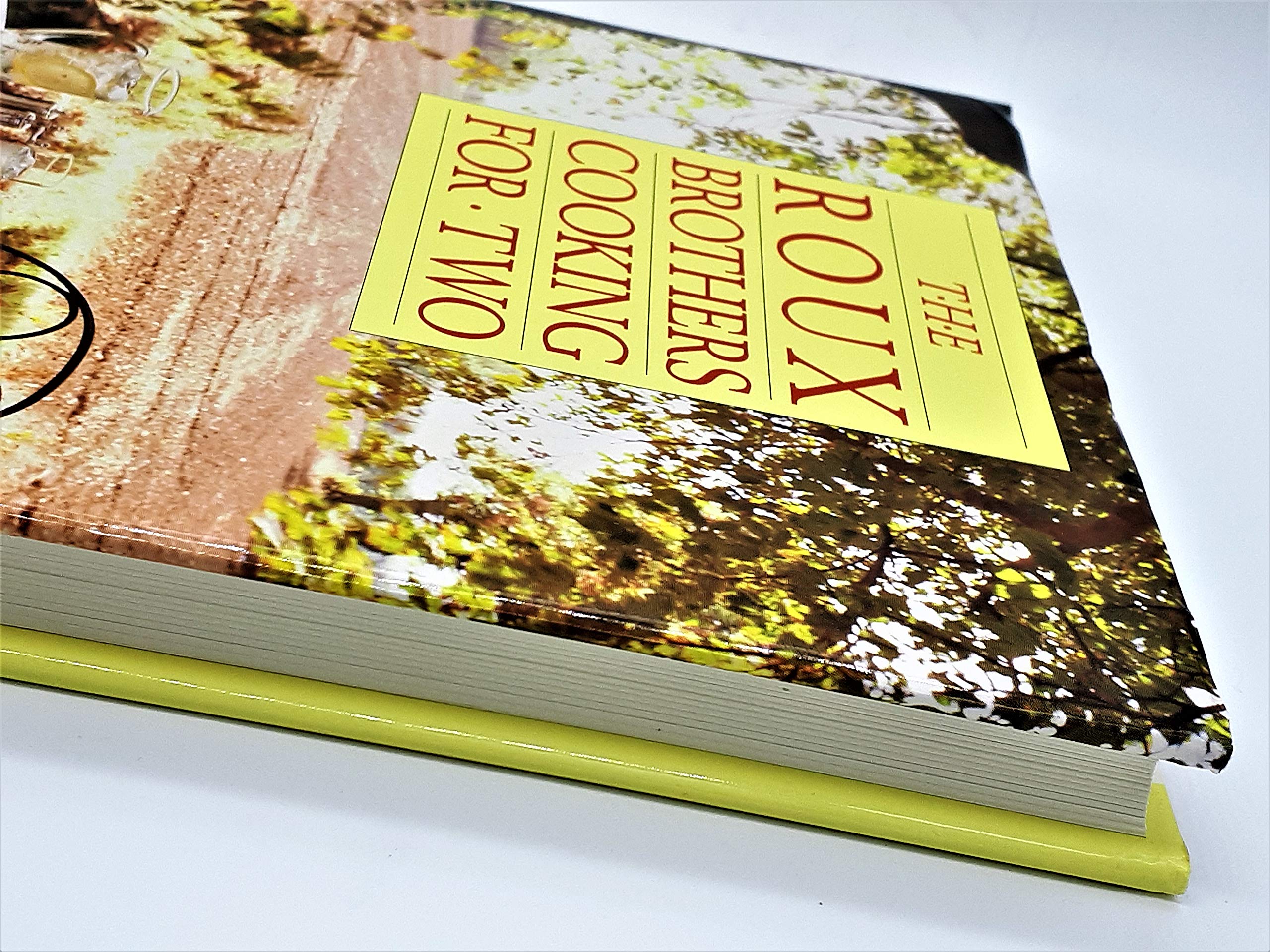 The Book Of Beads: A Practical And Inspirational Guide To Beads And Jewelry Making,Used