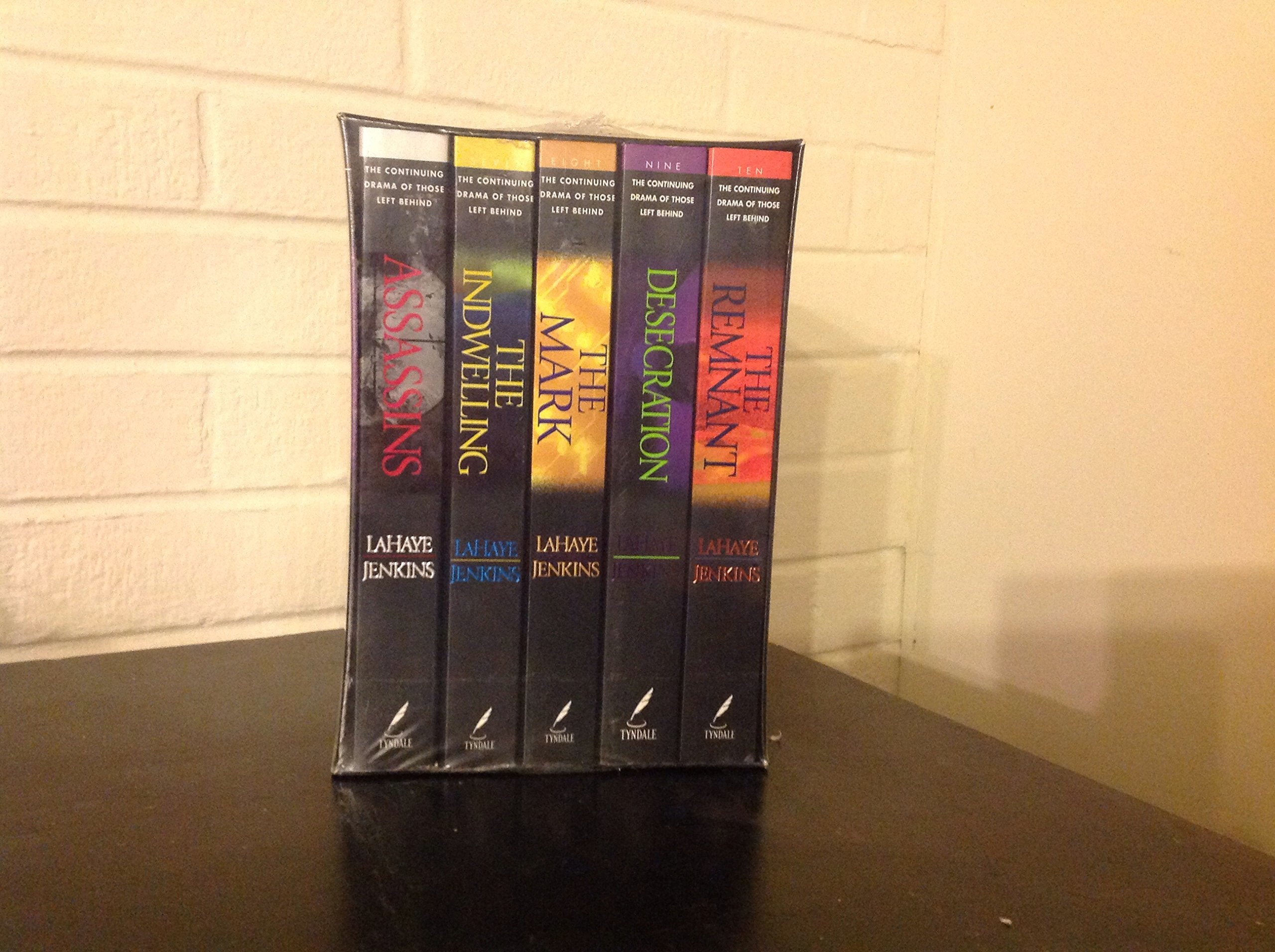 Left Behind Collection: Boxed Set Volumes 610,Used