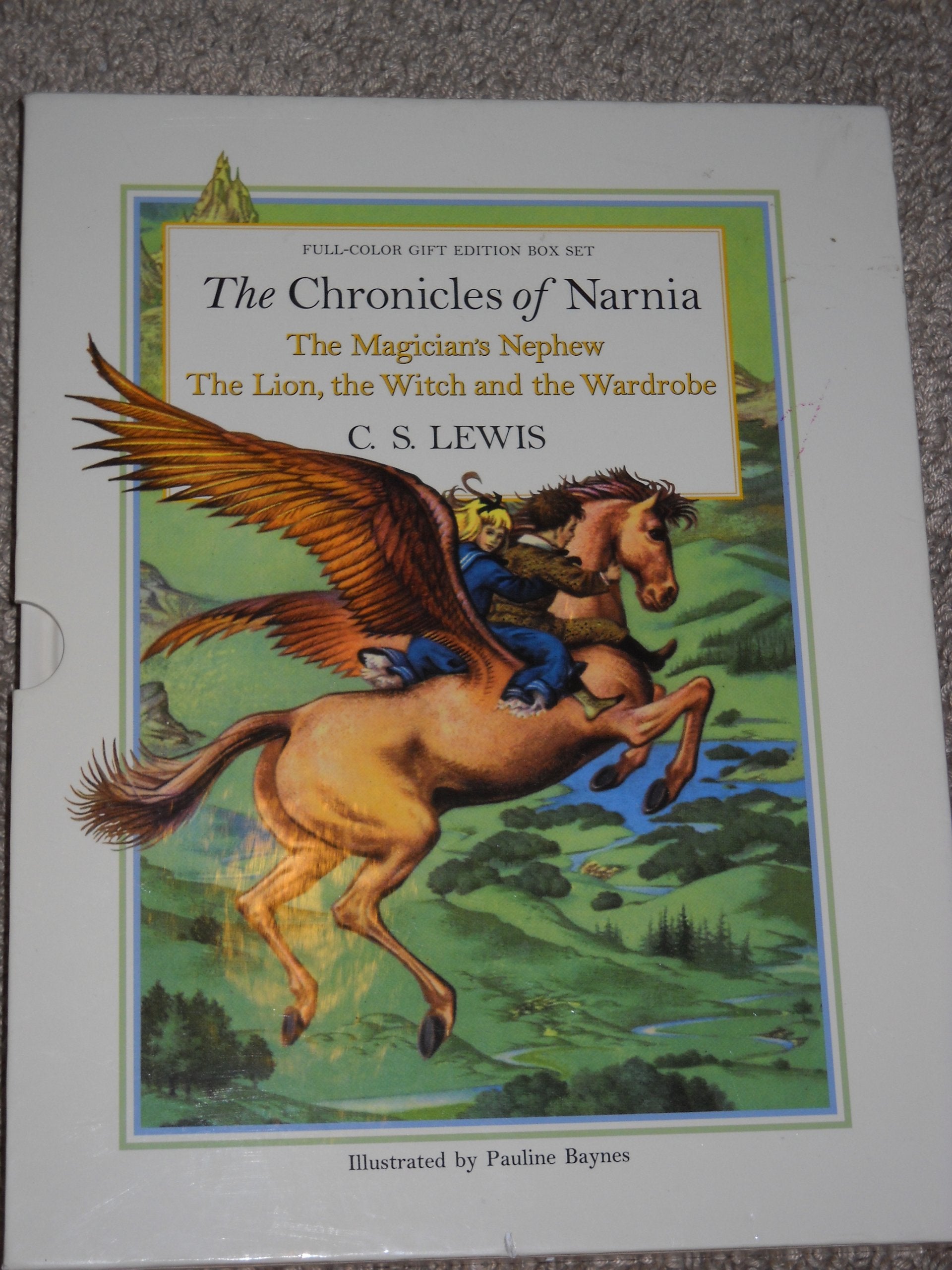 The Chronicles of Narnia FullColor Oversize Gift Edition Box Set: The Magician's Nephew; The Lion, the Witch, and the Wardrobe,Used
