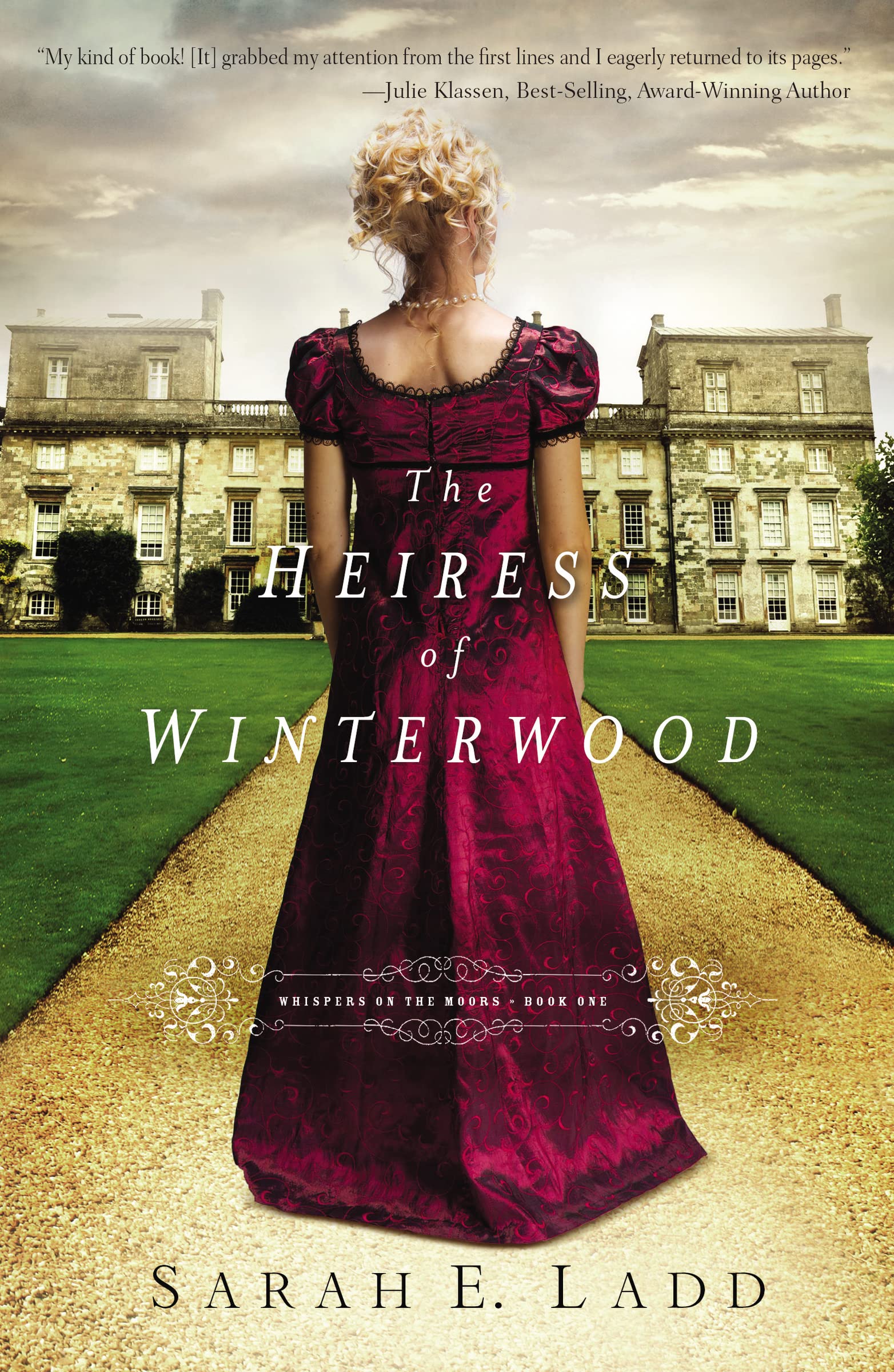 The Heiress of Winterwood (Whispers On The Moors),Used