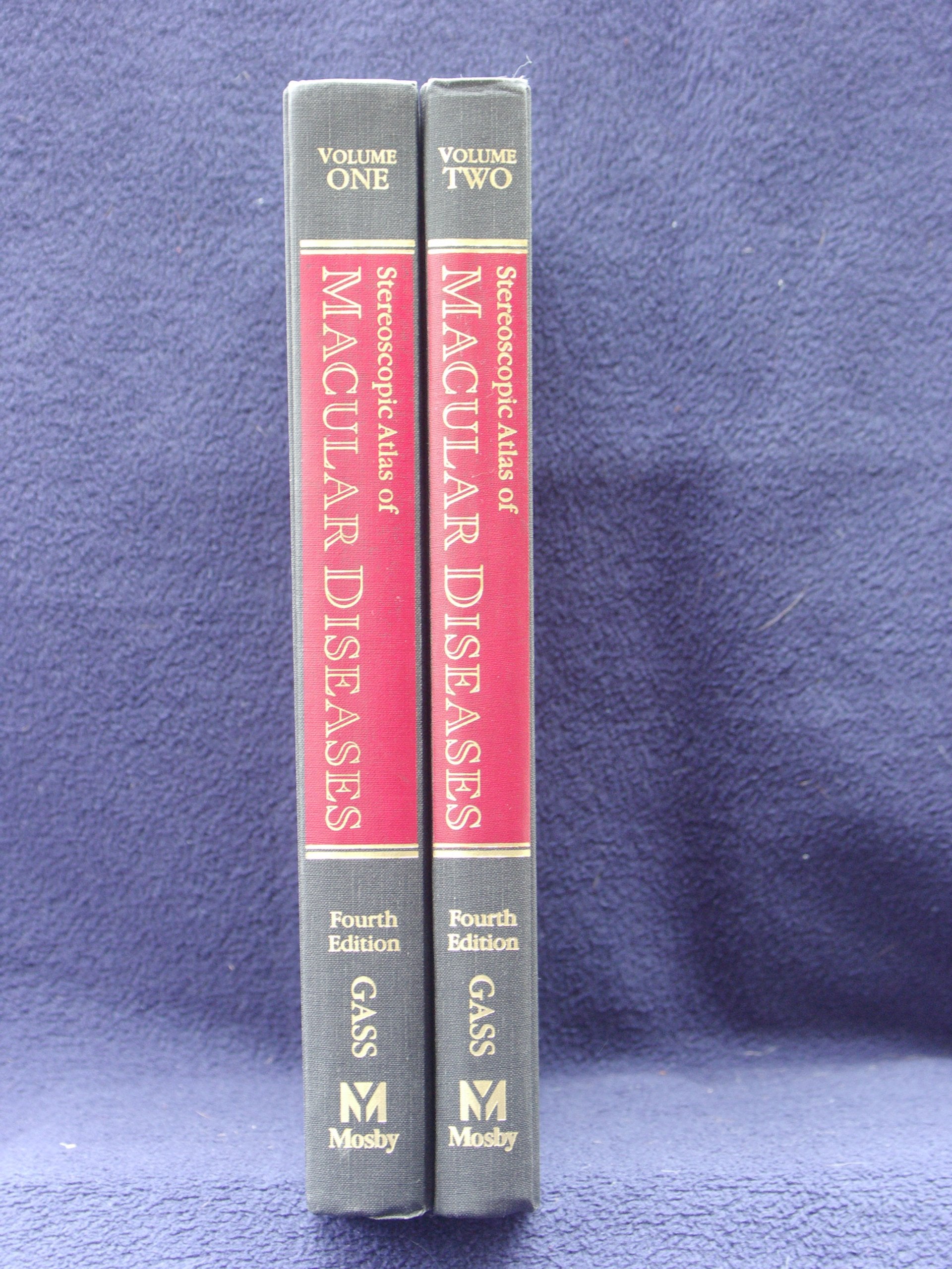 Stereoscopic Atlas Of Macular Diseases: Diagnosis And Treatment (2 Volume Set),Used