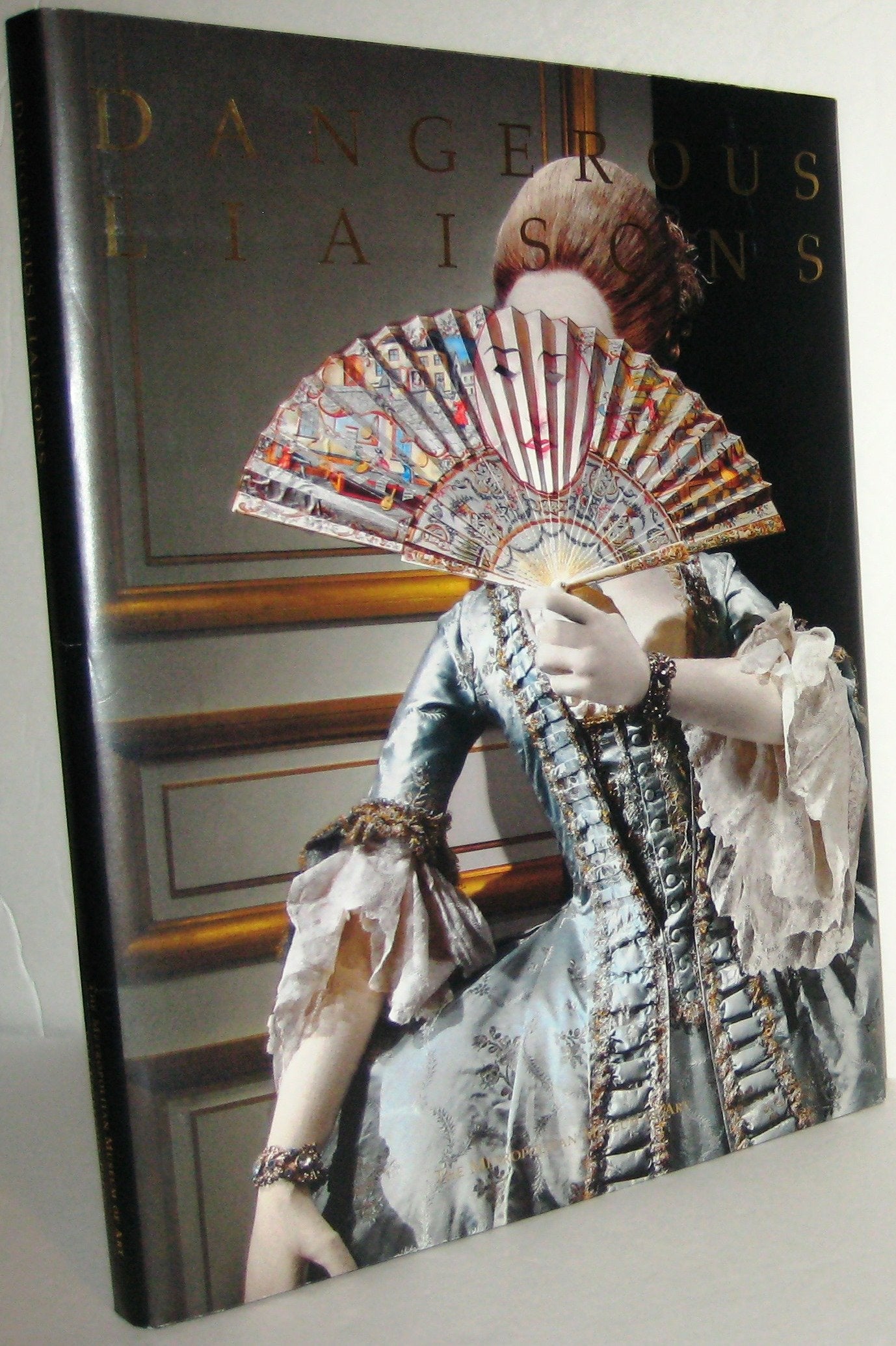 Dangerous Liaisons: Fashion And Furniture In The Eighteenth Century