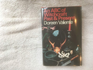 An Abc Of Witchcraft Past & Present,Used